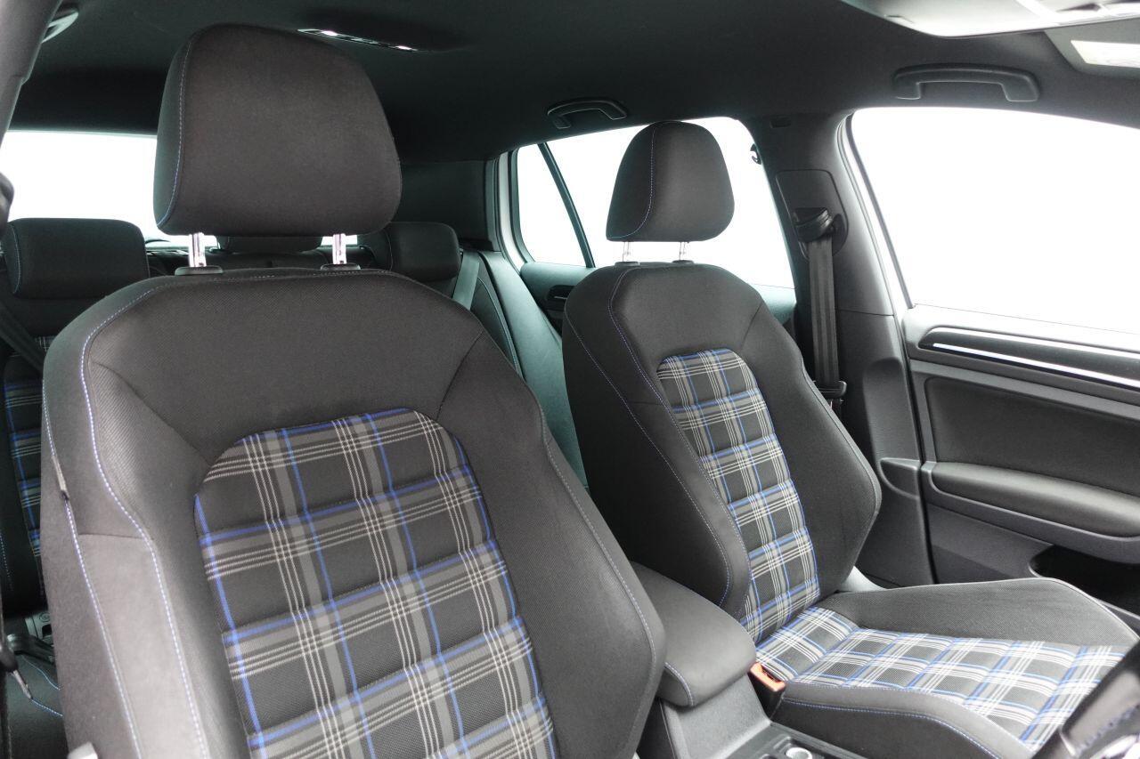 Volkswagen Golf - Image 3