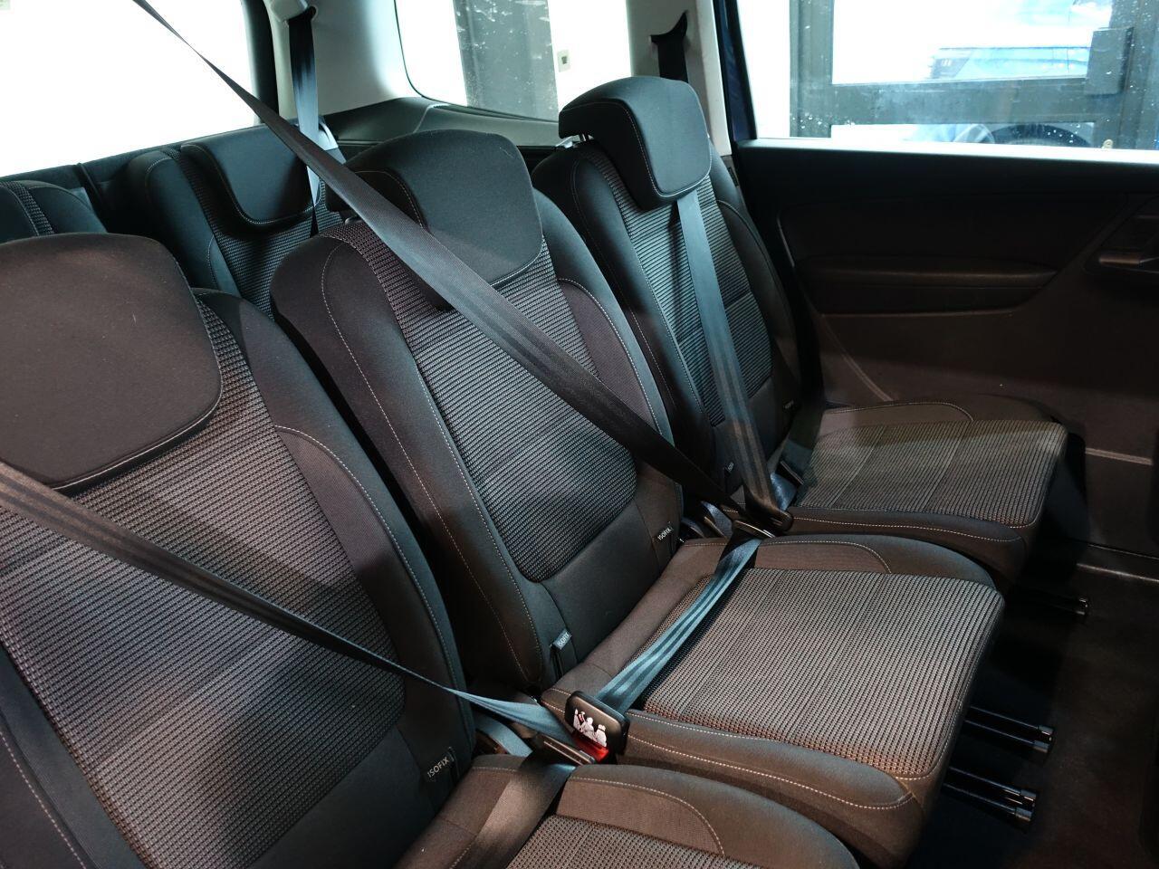 Volkswagen Sharan - Image 19