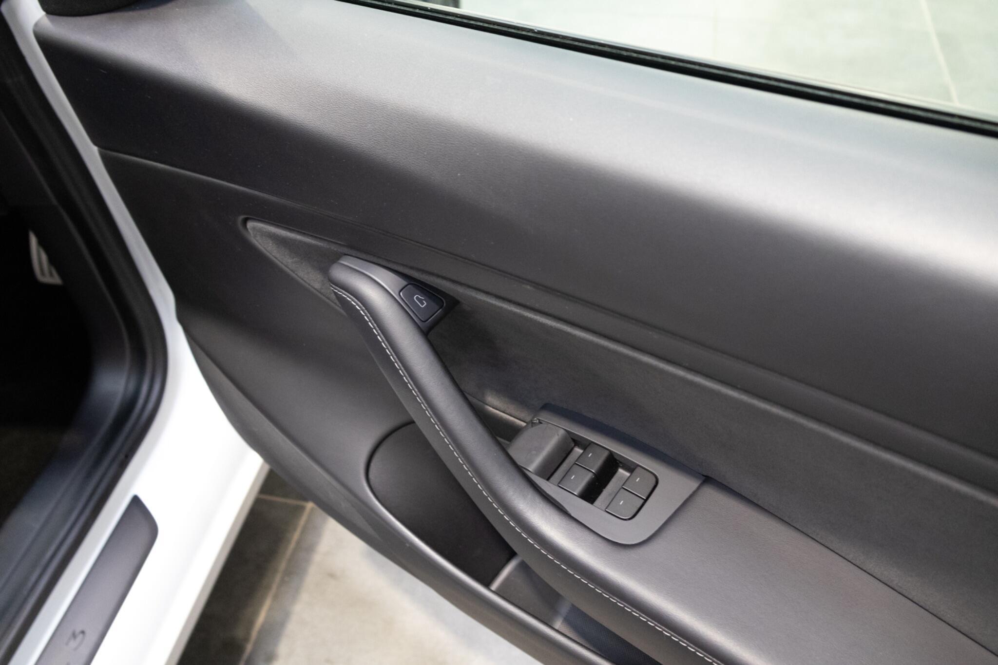 Tesla Model 3 - Image 6