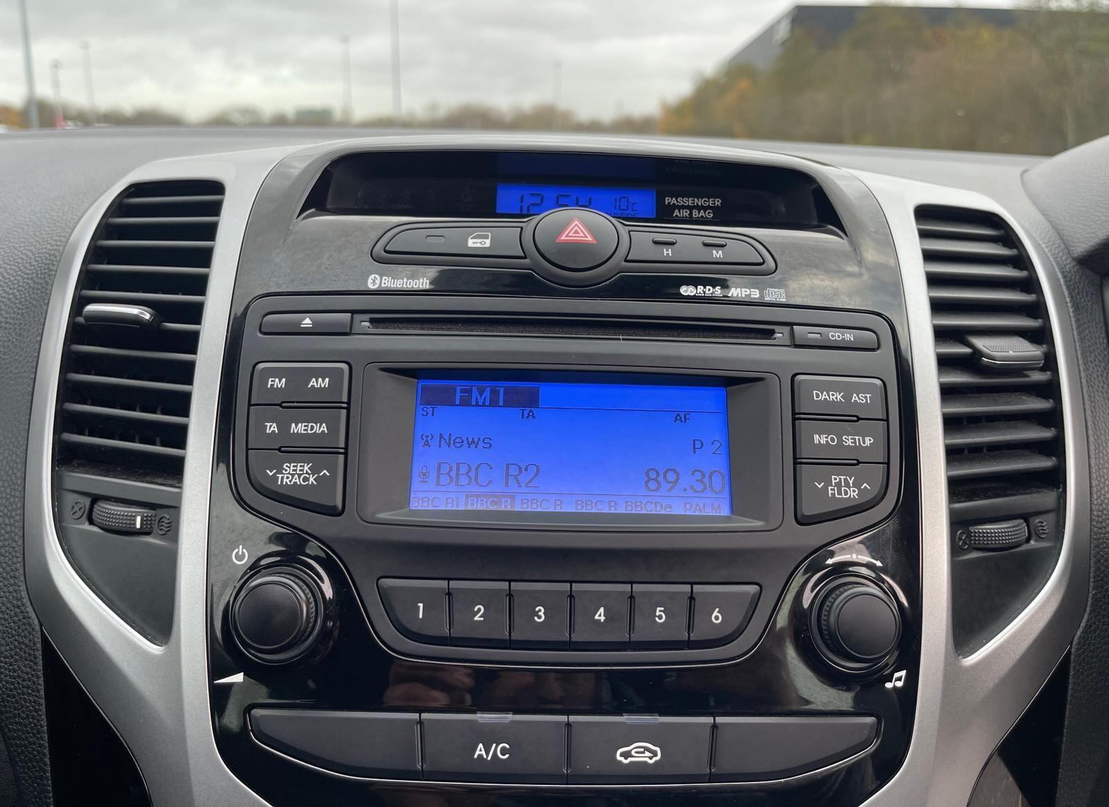 Hyundai ix20 - Image 35