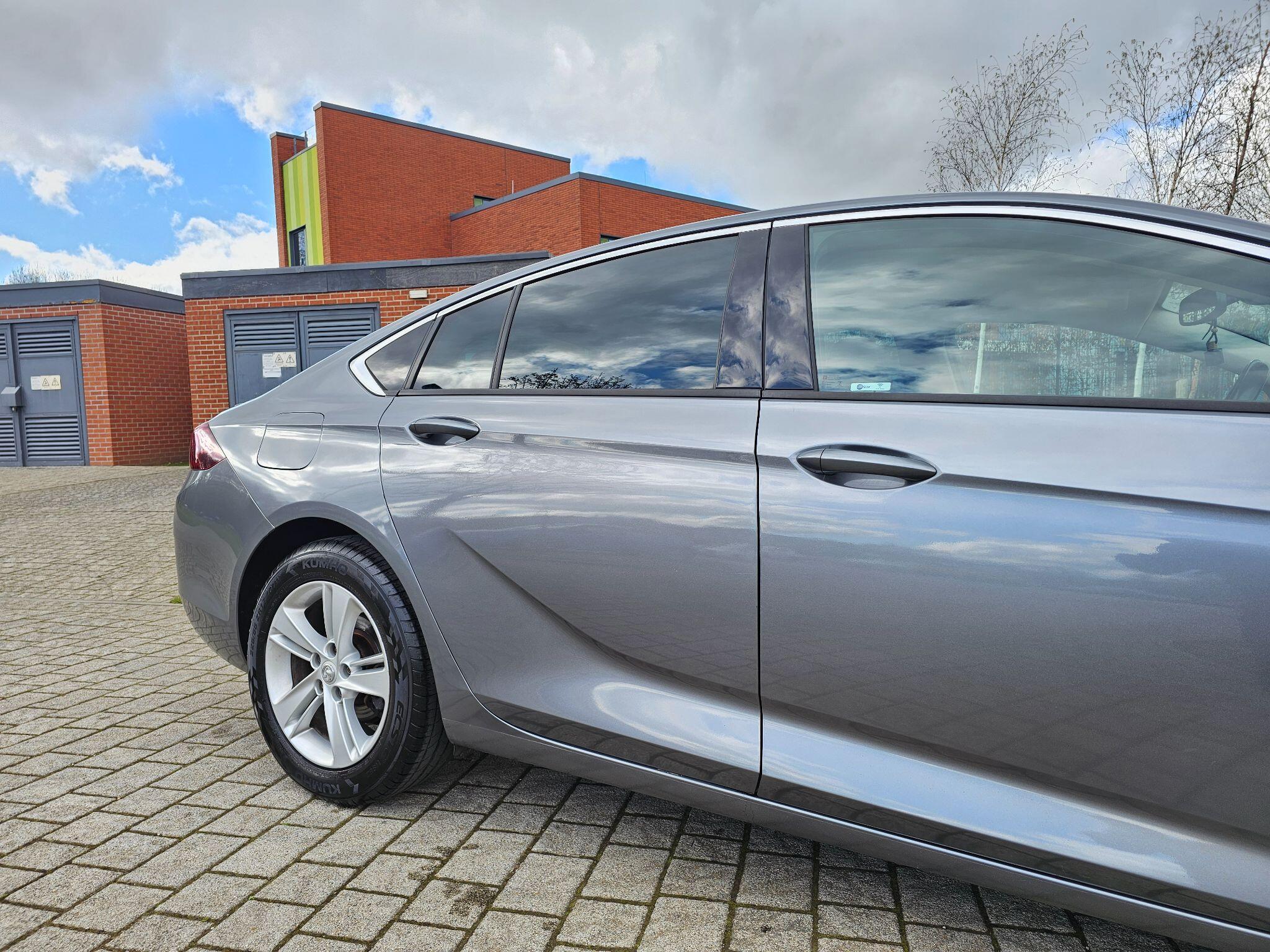 Vauxhall Insignia - Image 3