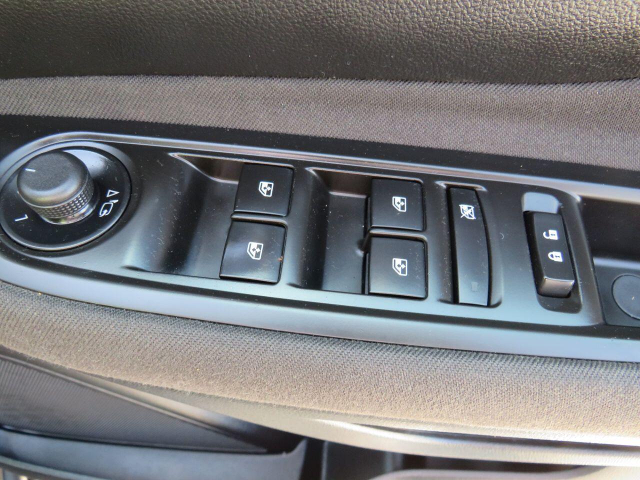 Vauxhall Mokka X - Image 19