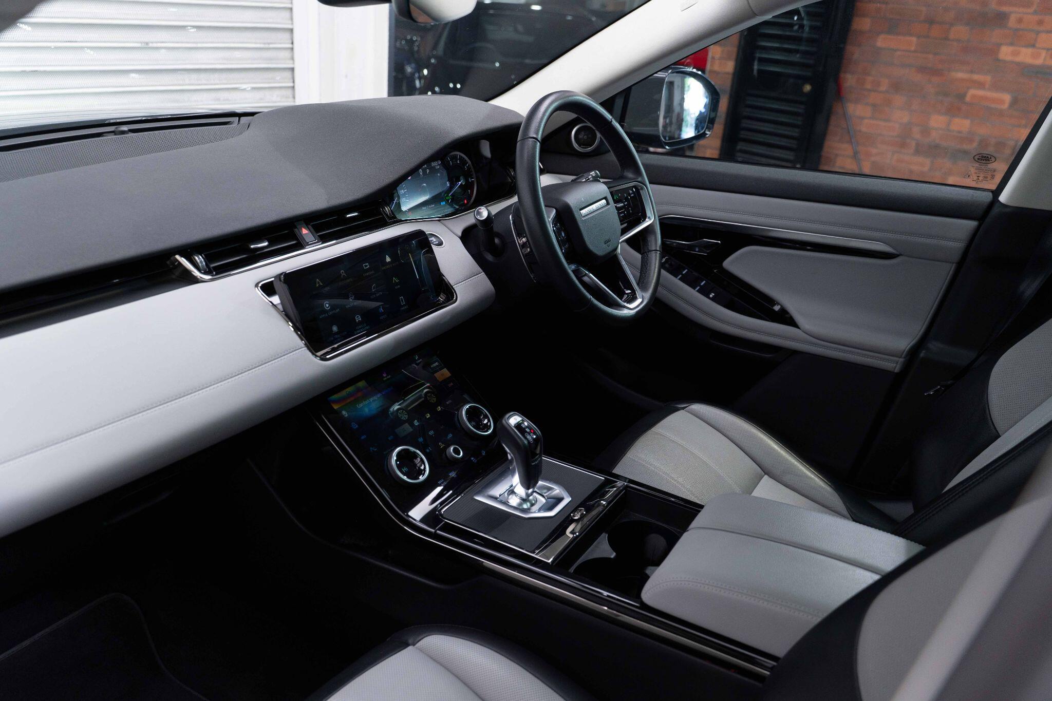 Land Rover Range Rover Evoque - Image 10