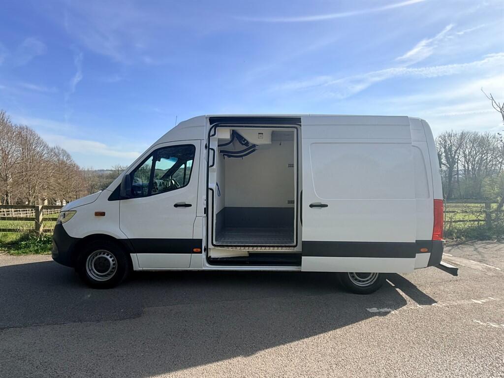 Mercedes Sprinter - Image 12