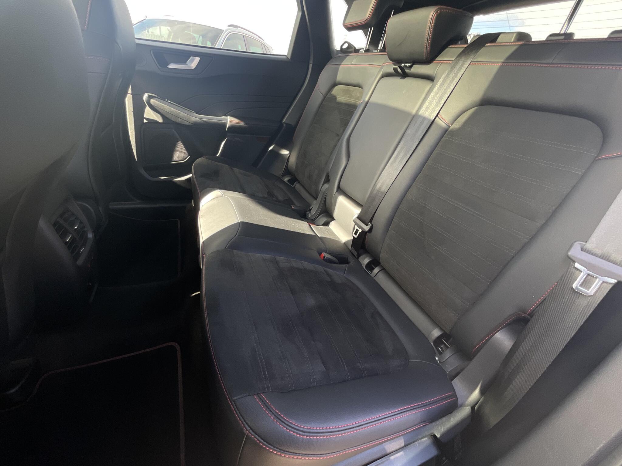 Ford Kuga - Image 13