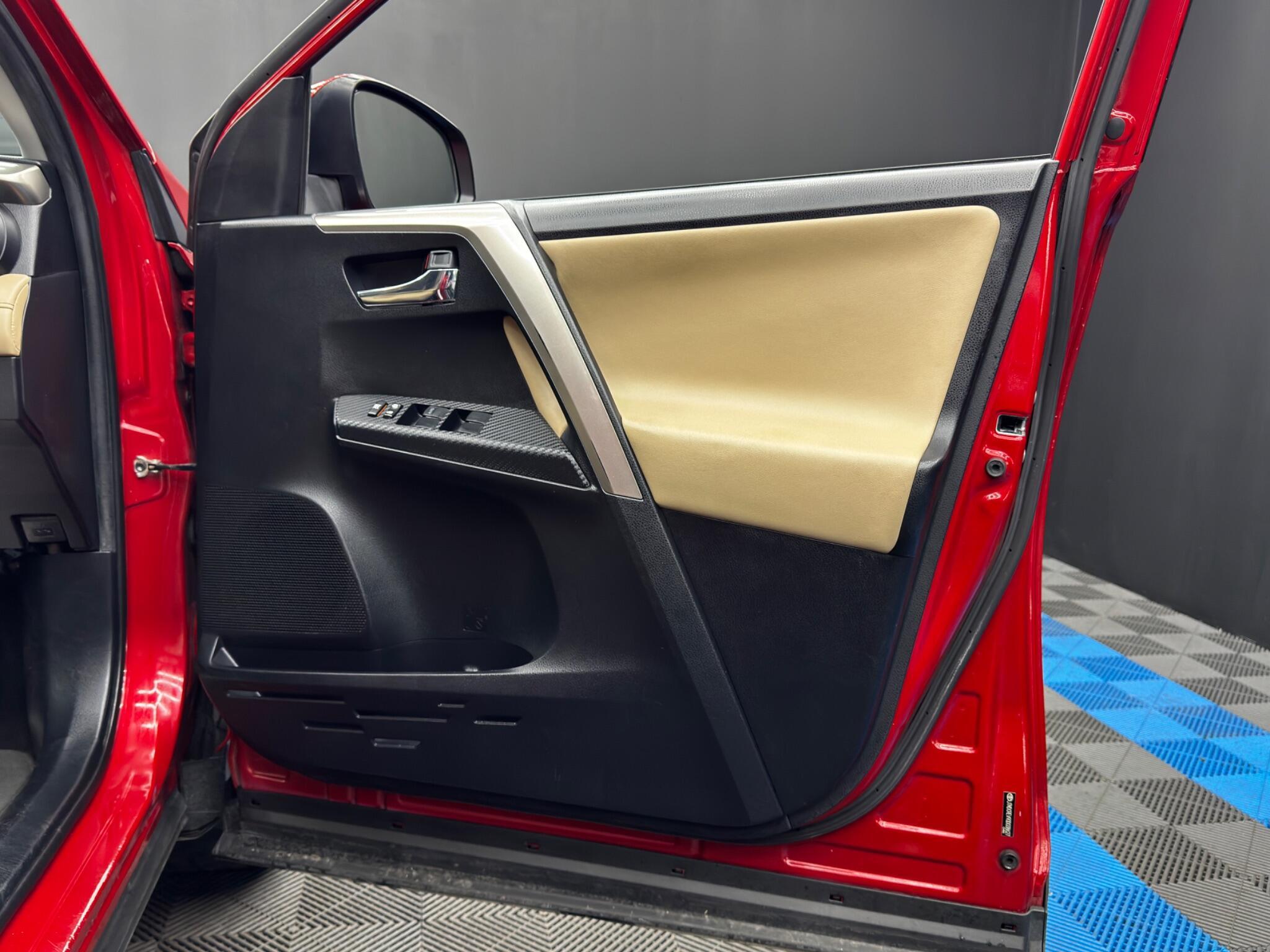 Toyota RAV4 - Image 38