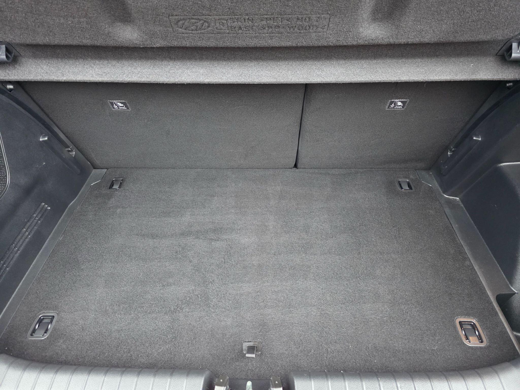 Hyundai i20 - Image 41