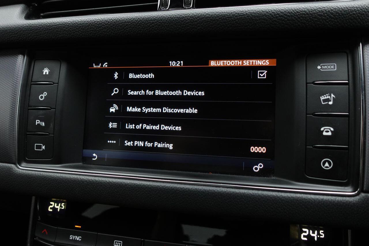 Jaguar XF - Image 24