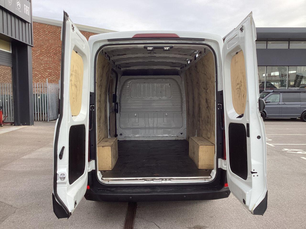 Maxus Deliver 9 - Image 9
