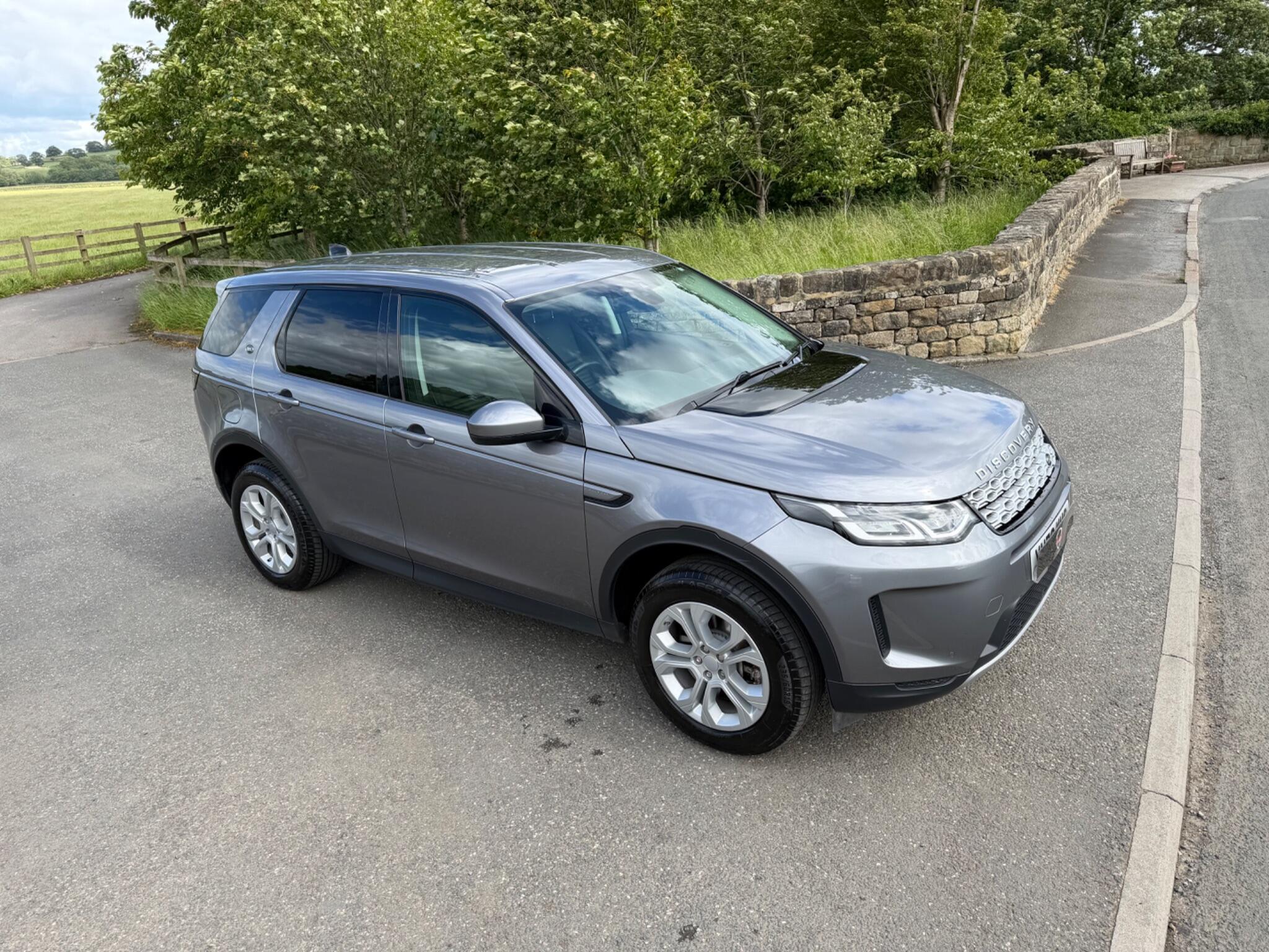 Land Rover DISCOVERY SPORT - Image 10