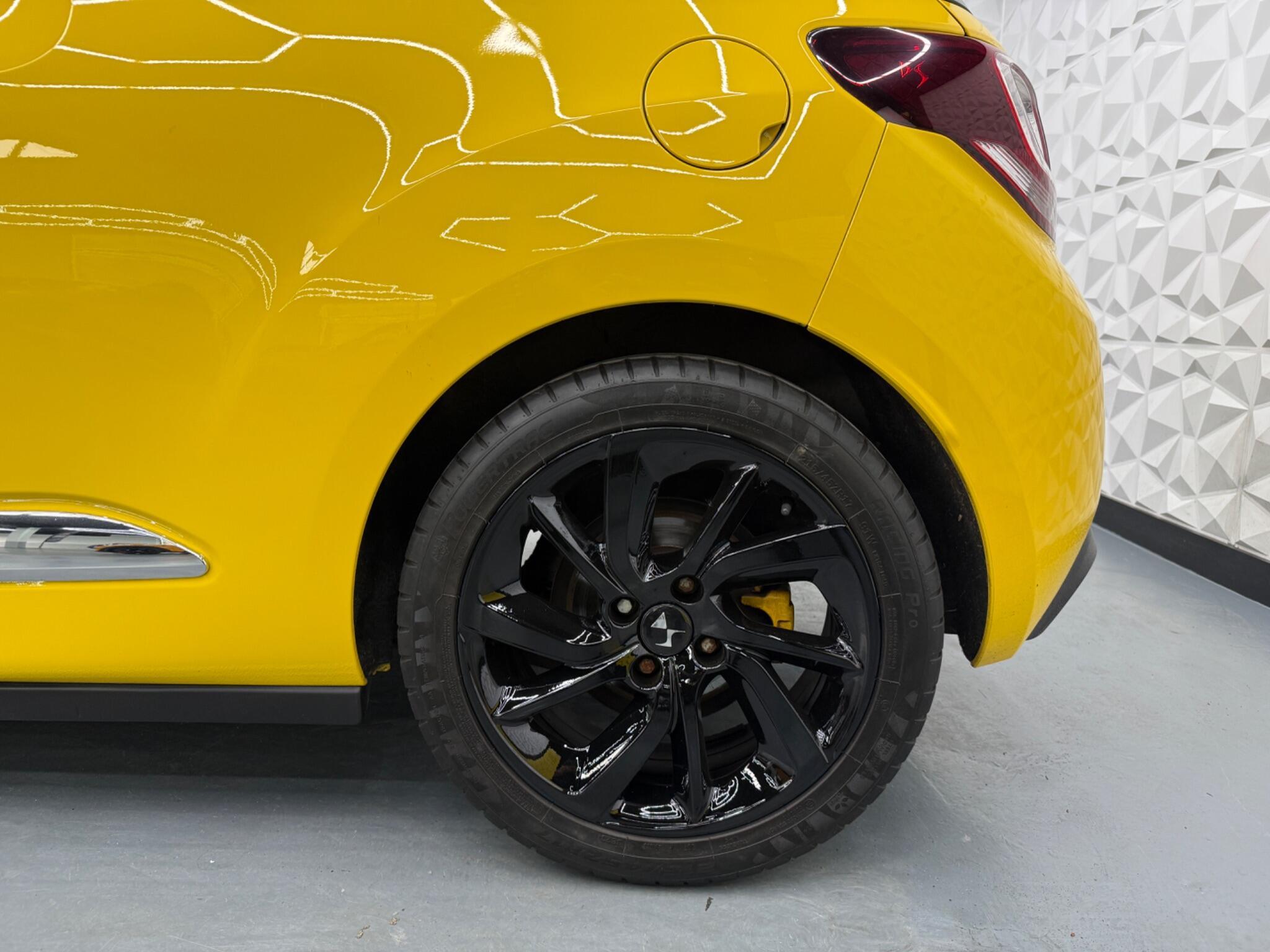 DS AUTOMOBILES DS 3 - Image 8