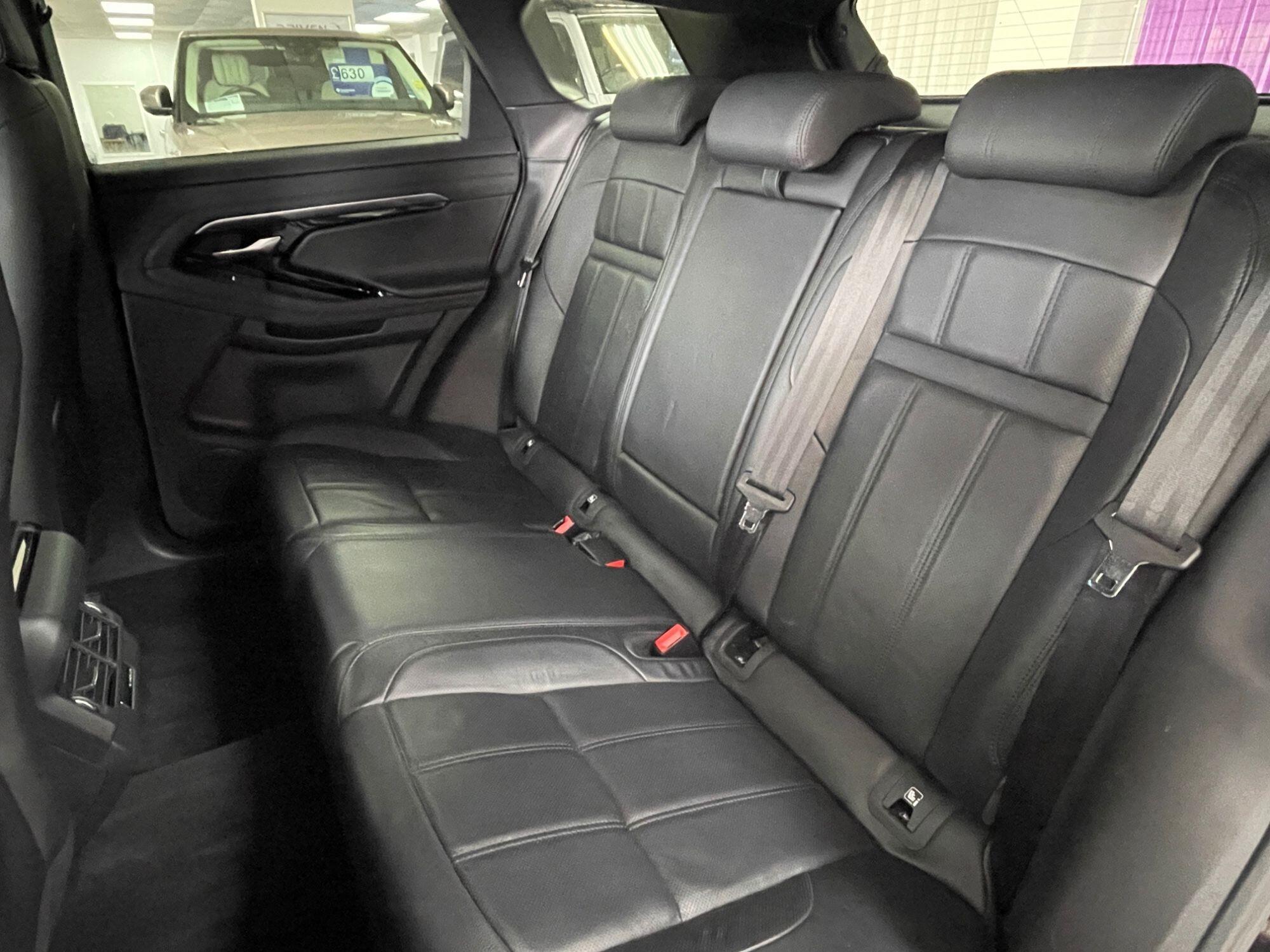 Land Rover Range Rover Evoque - Image 30