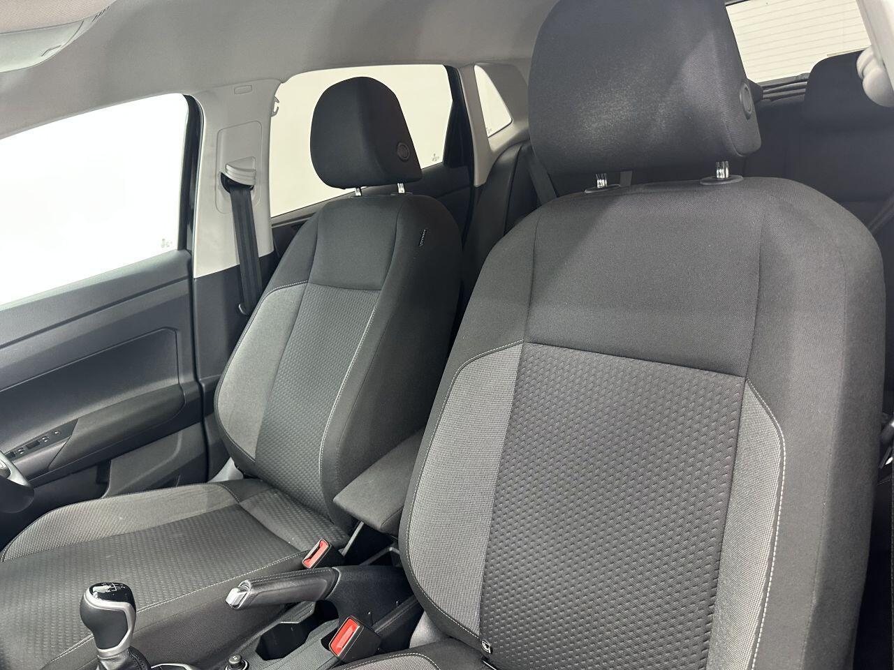 Volkswagen Polo - Image 13