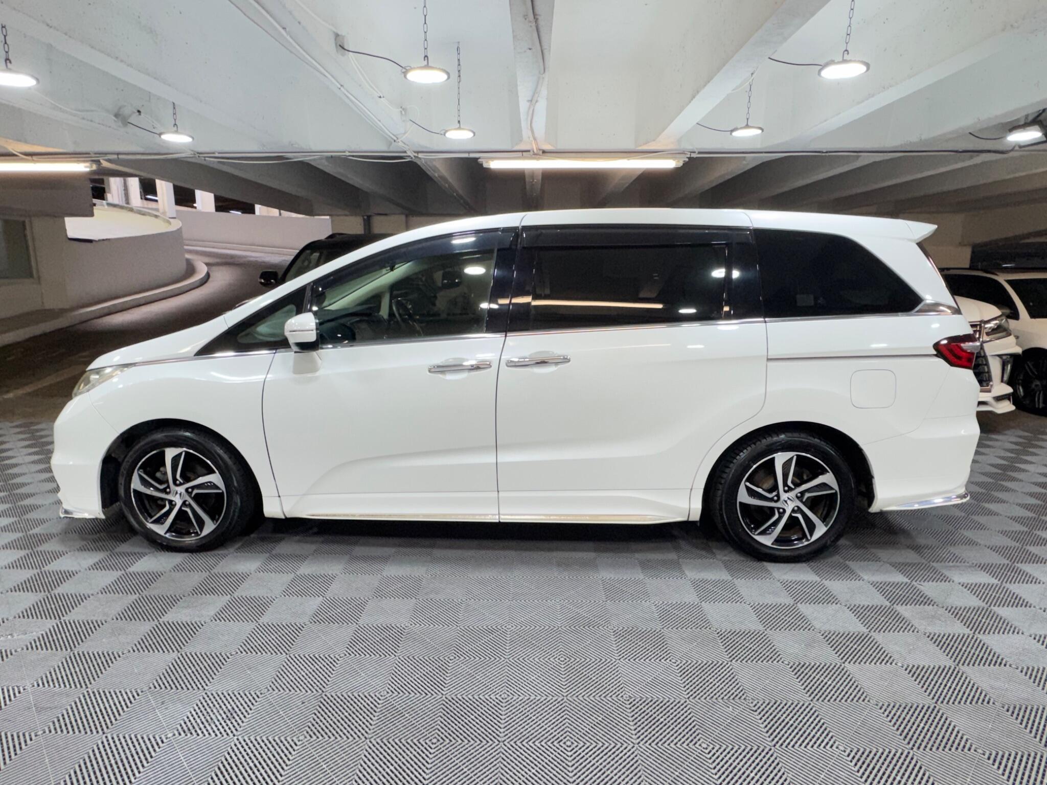 Honda Odyssey - Image 2