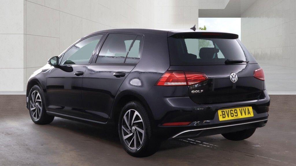 Volkswagen Golf - Image 4