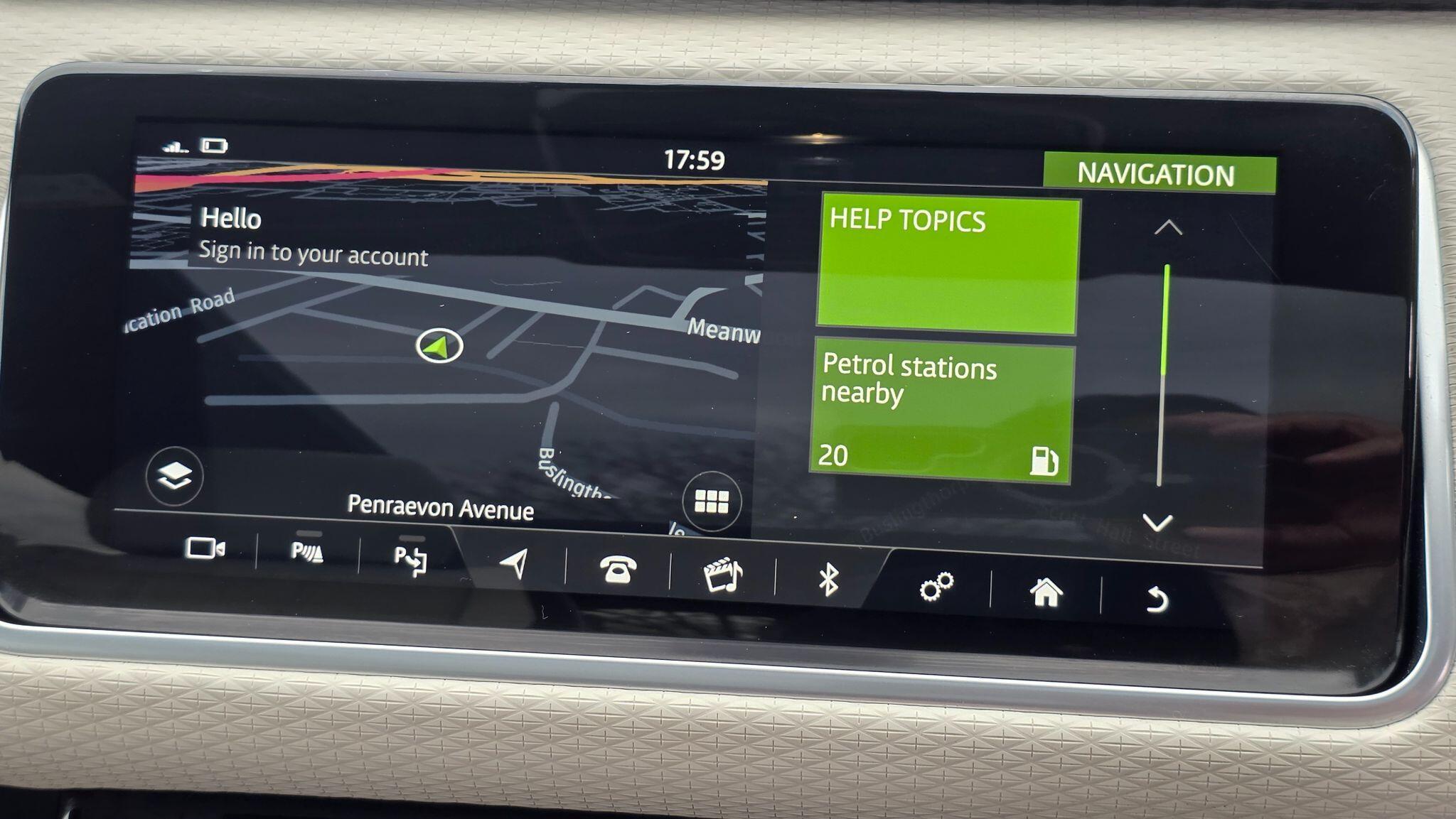 Land Rover Range Rover Velar - Image 39