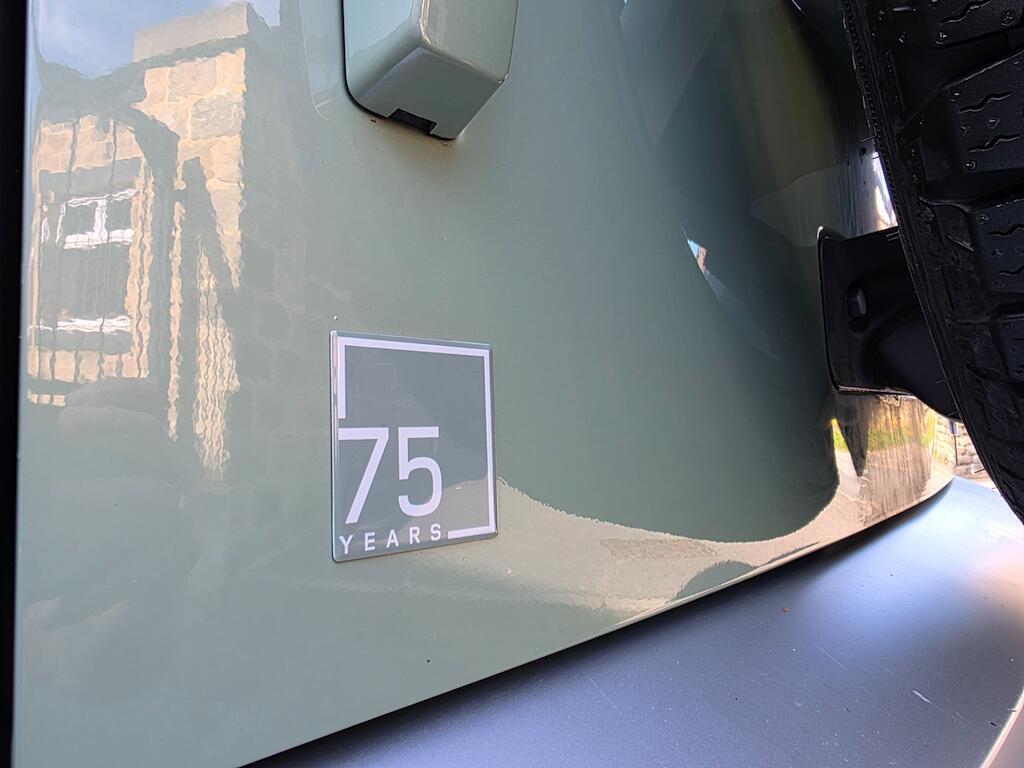 Land Rover Defender 90 - Image 20