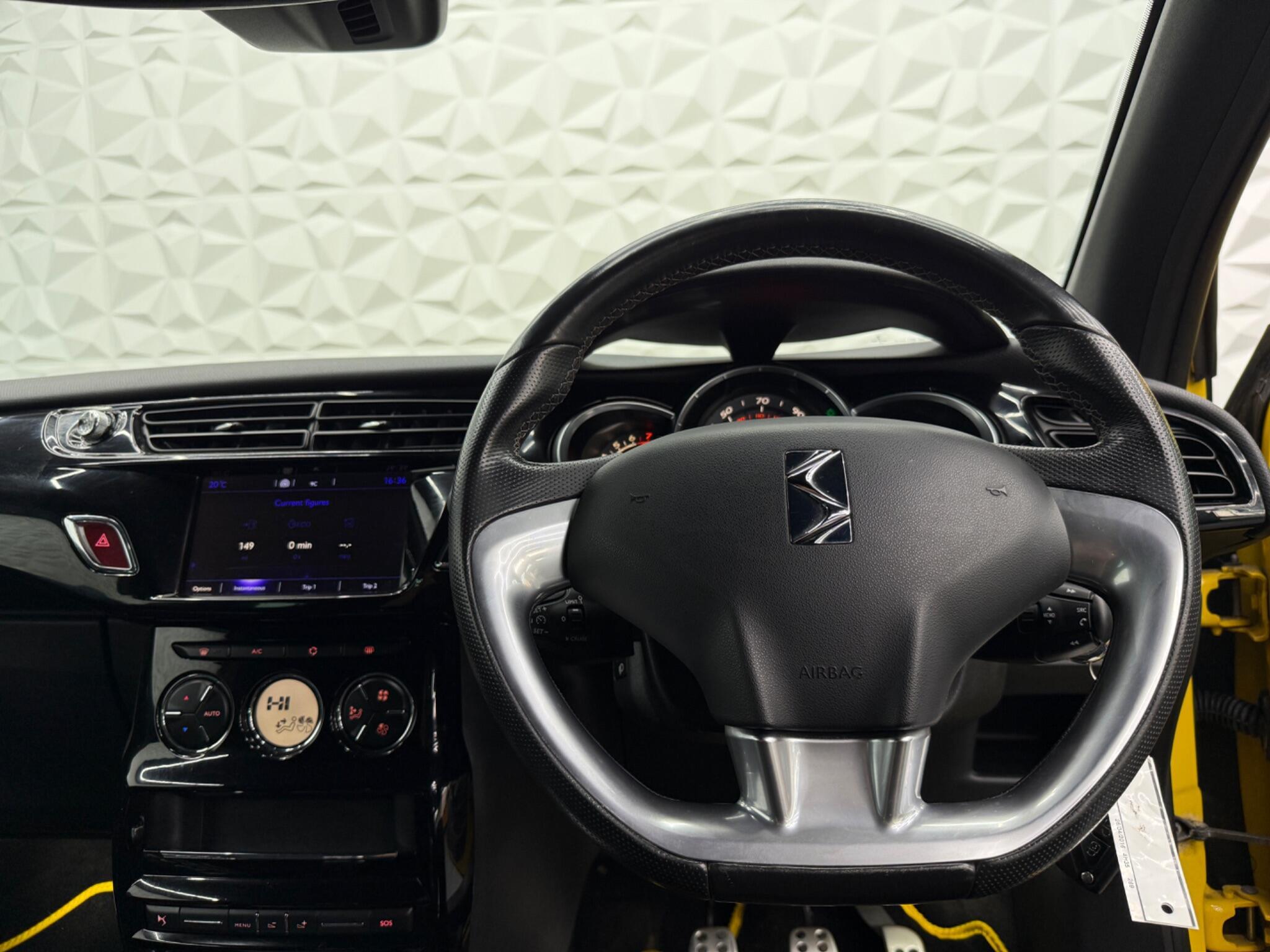 DS AUTOMOBILES DS 3 - Image 24