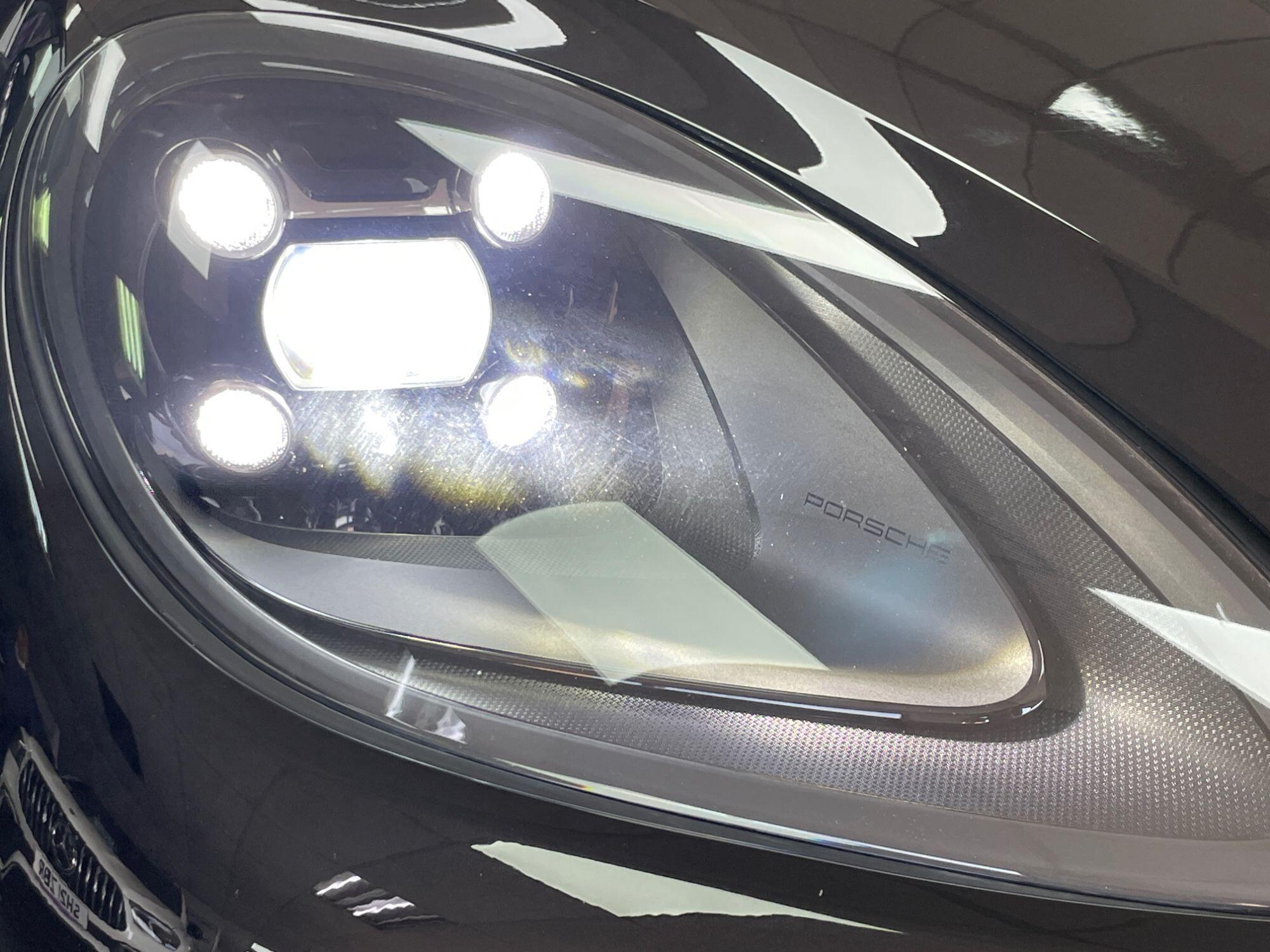 Porsche Macan - Image 5