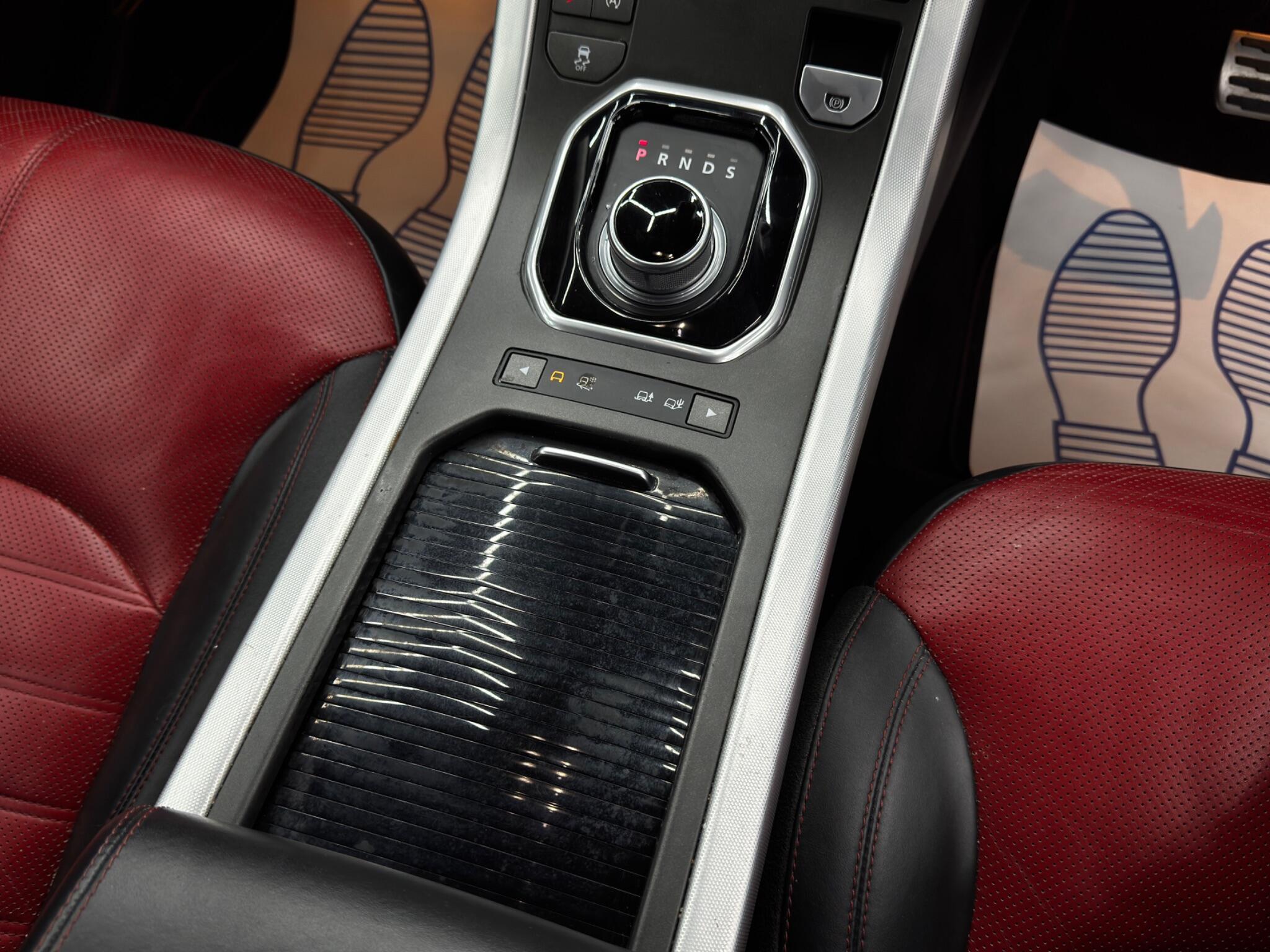 Land Rover Range Rover Evoque - Image 24