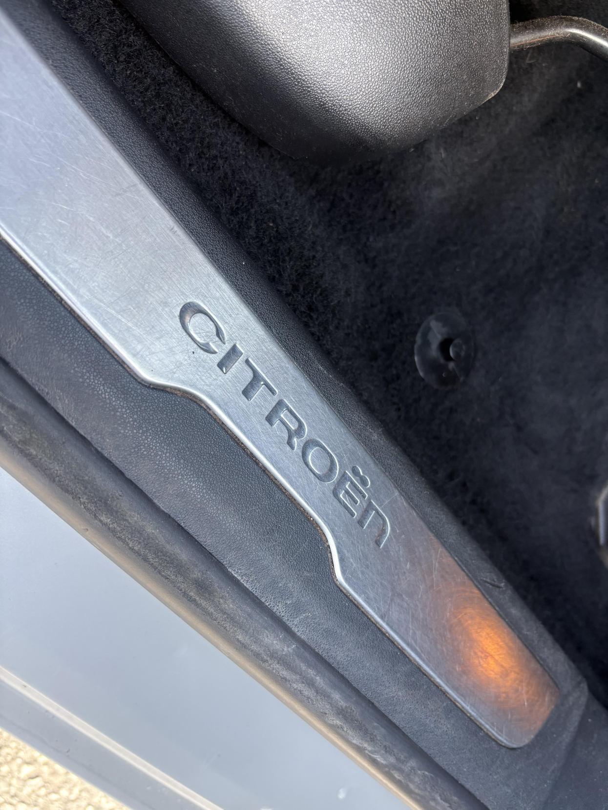 Citroen Grand C4 Picasso - Image 31