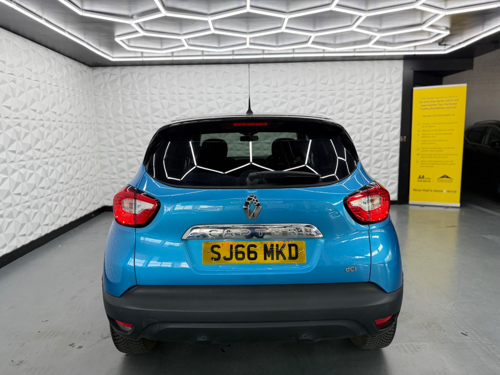Renault Captur - Image 10