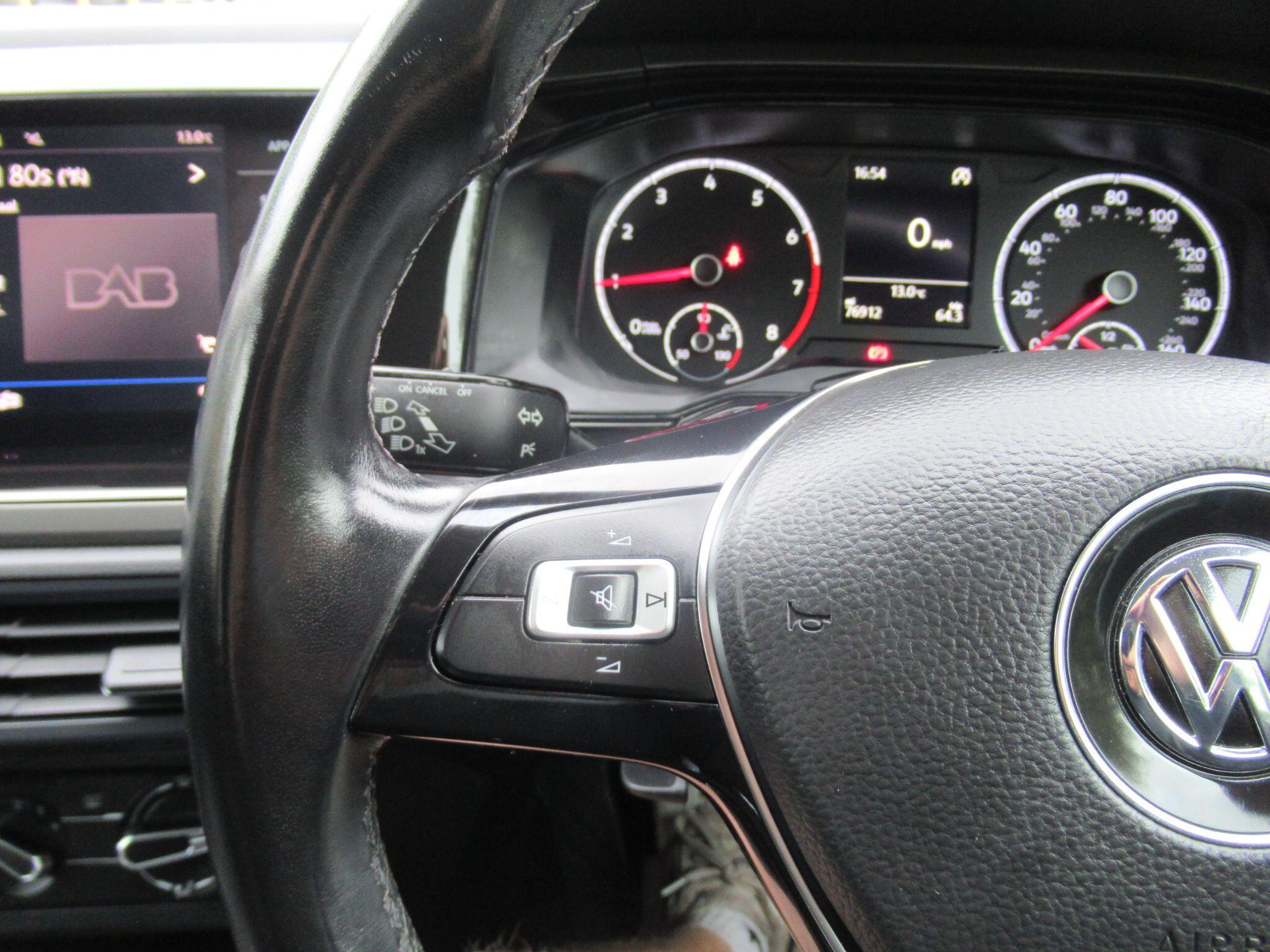 Volkswagen Polo - Image 19