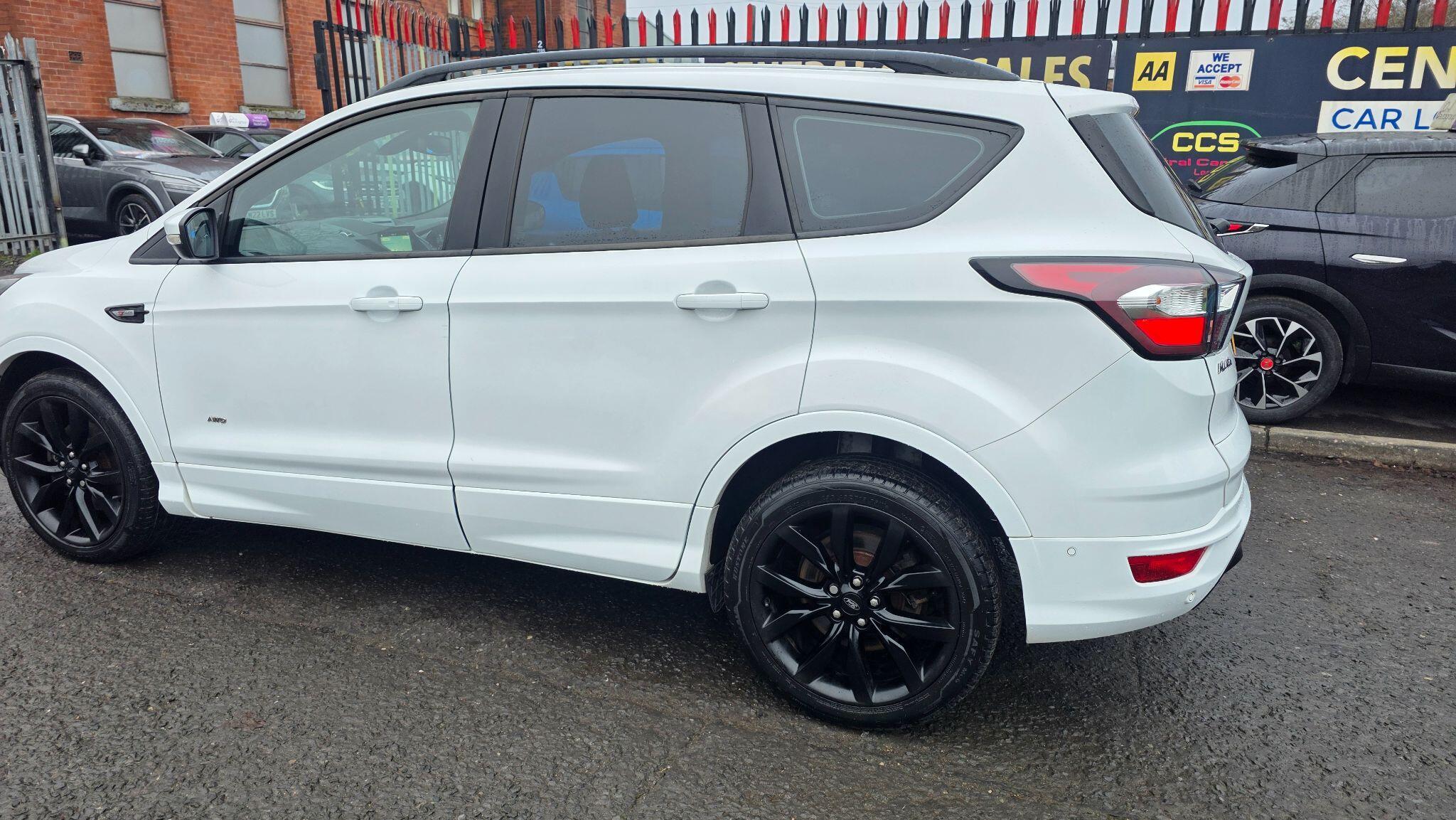 Ford Kuga - Image 12