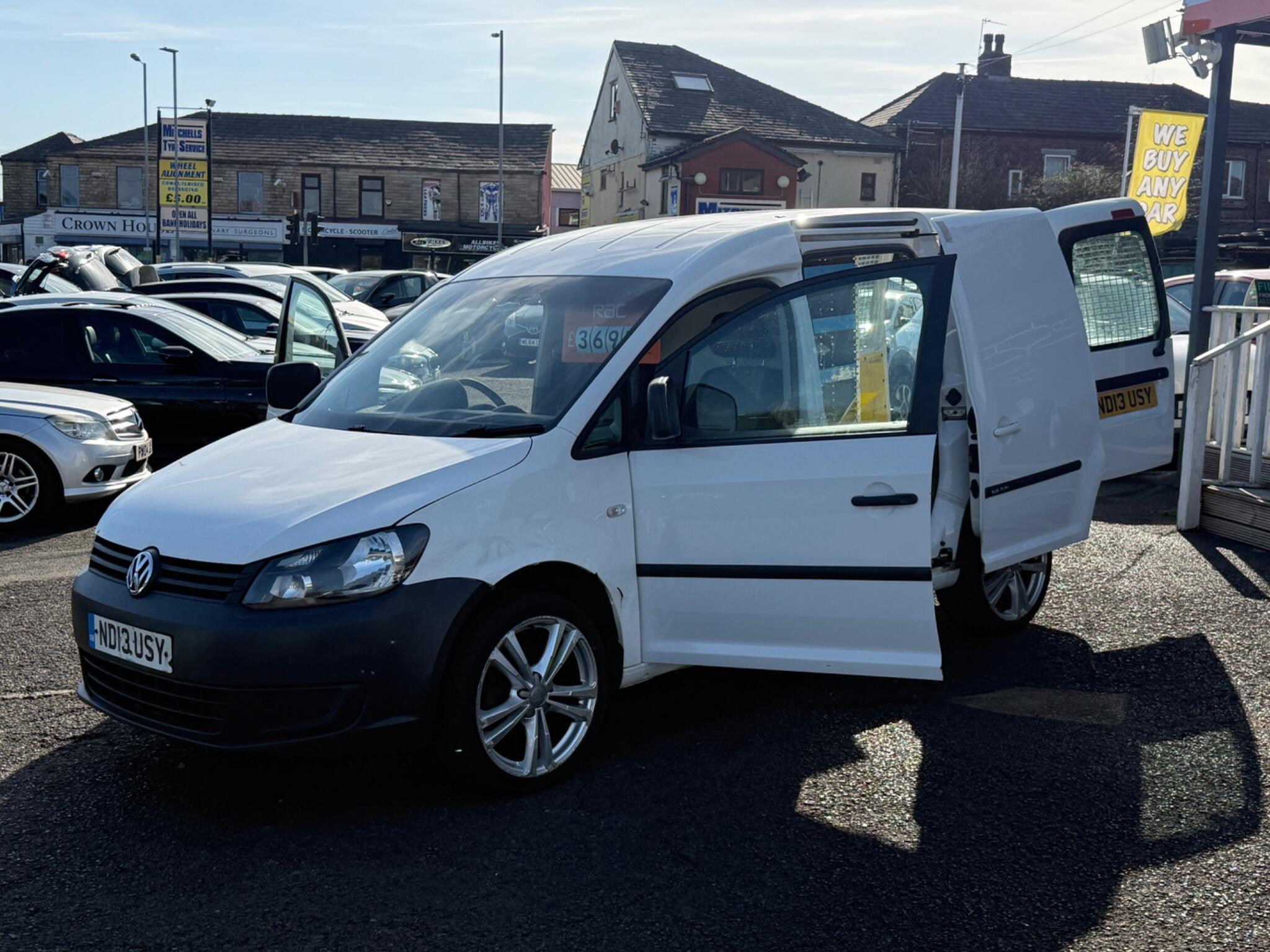 Volkswagen Caddy - Image 10