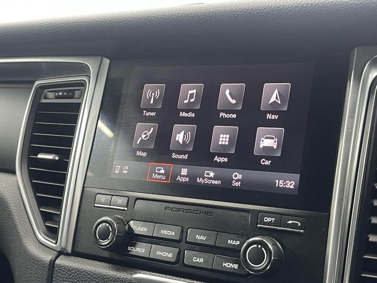 Porsche Macan - Image 41