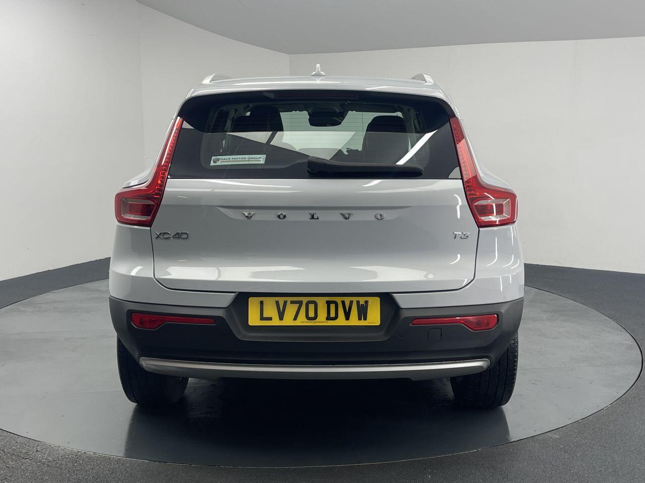 Volvo XC40 - Image 10