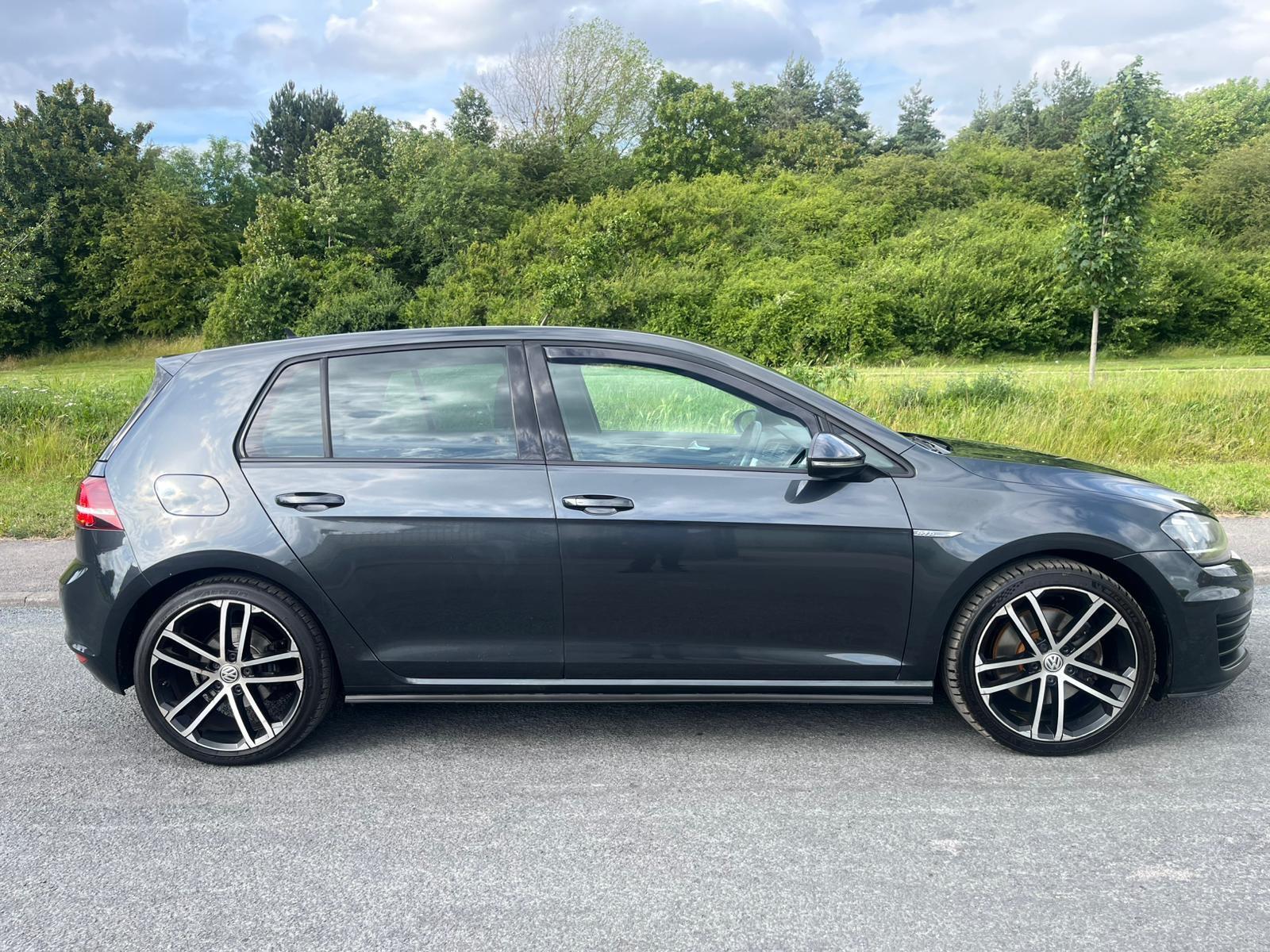 Volkswagen Golf - Image 2