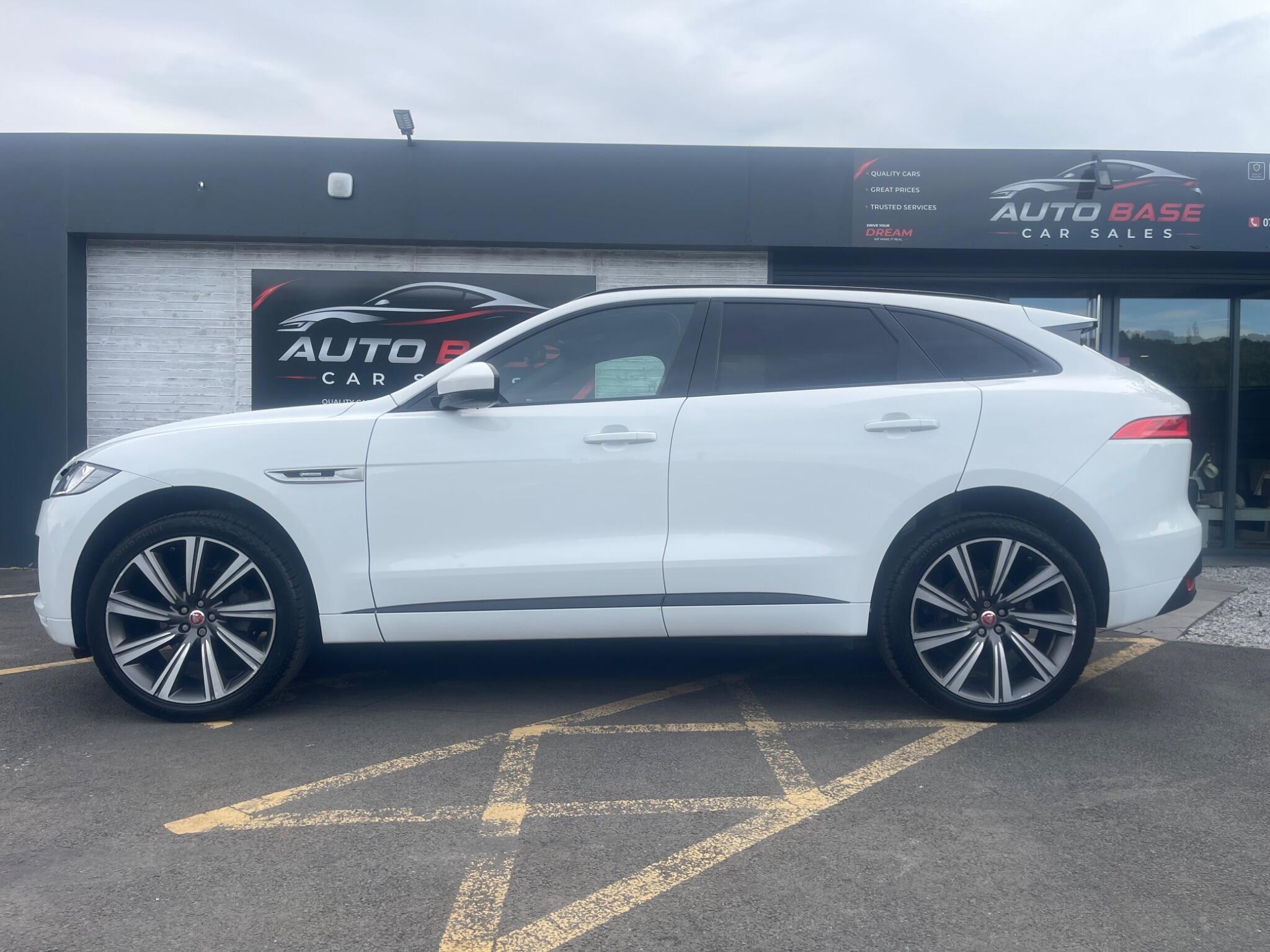 Jaguar F-Pace - Image 8