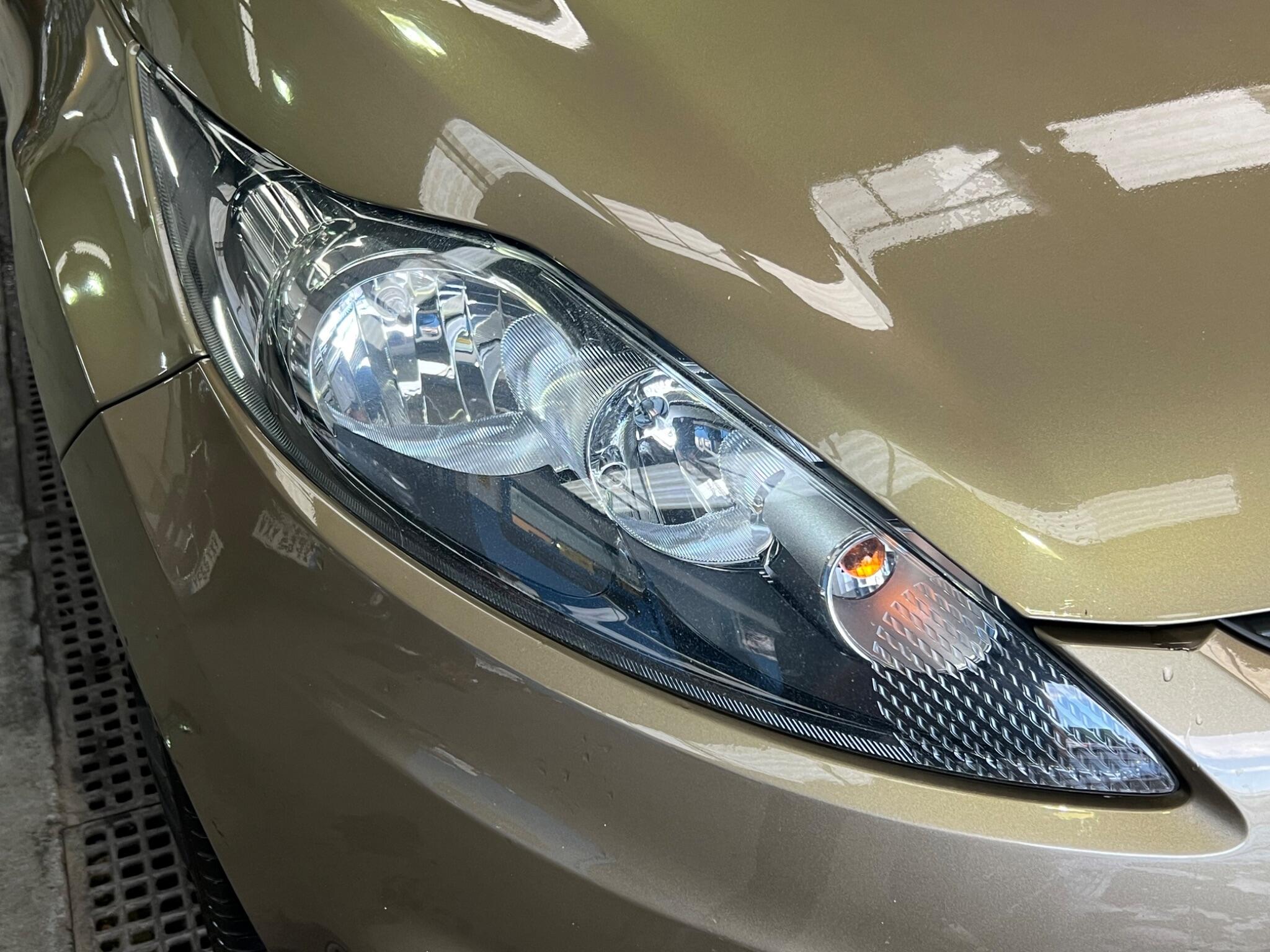 Ford Fiesta - Image 30