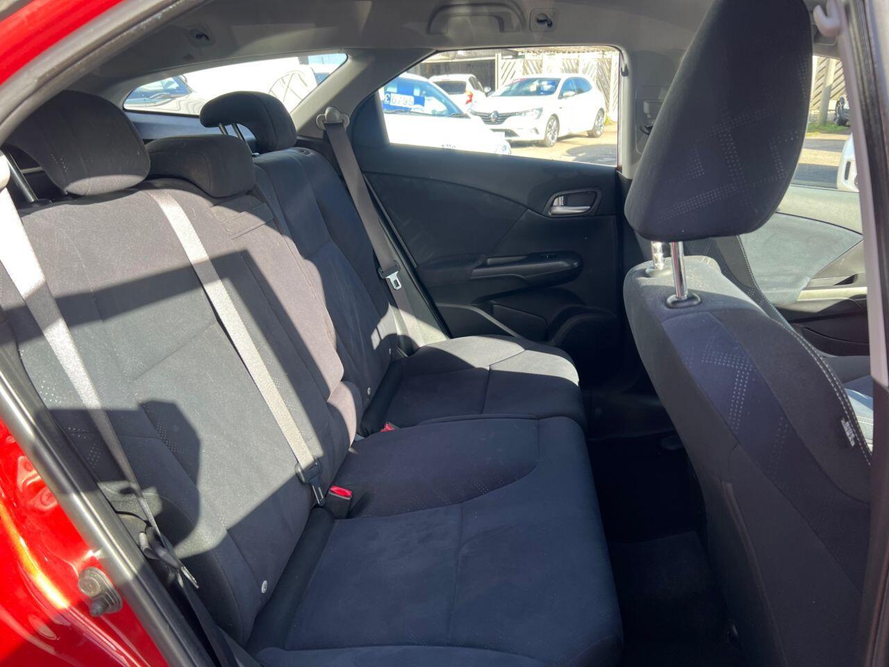 Honda Civic - Image 20