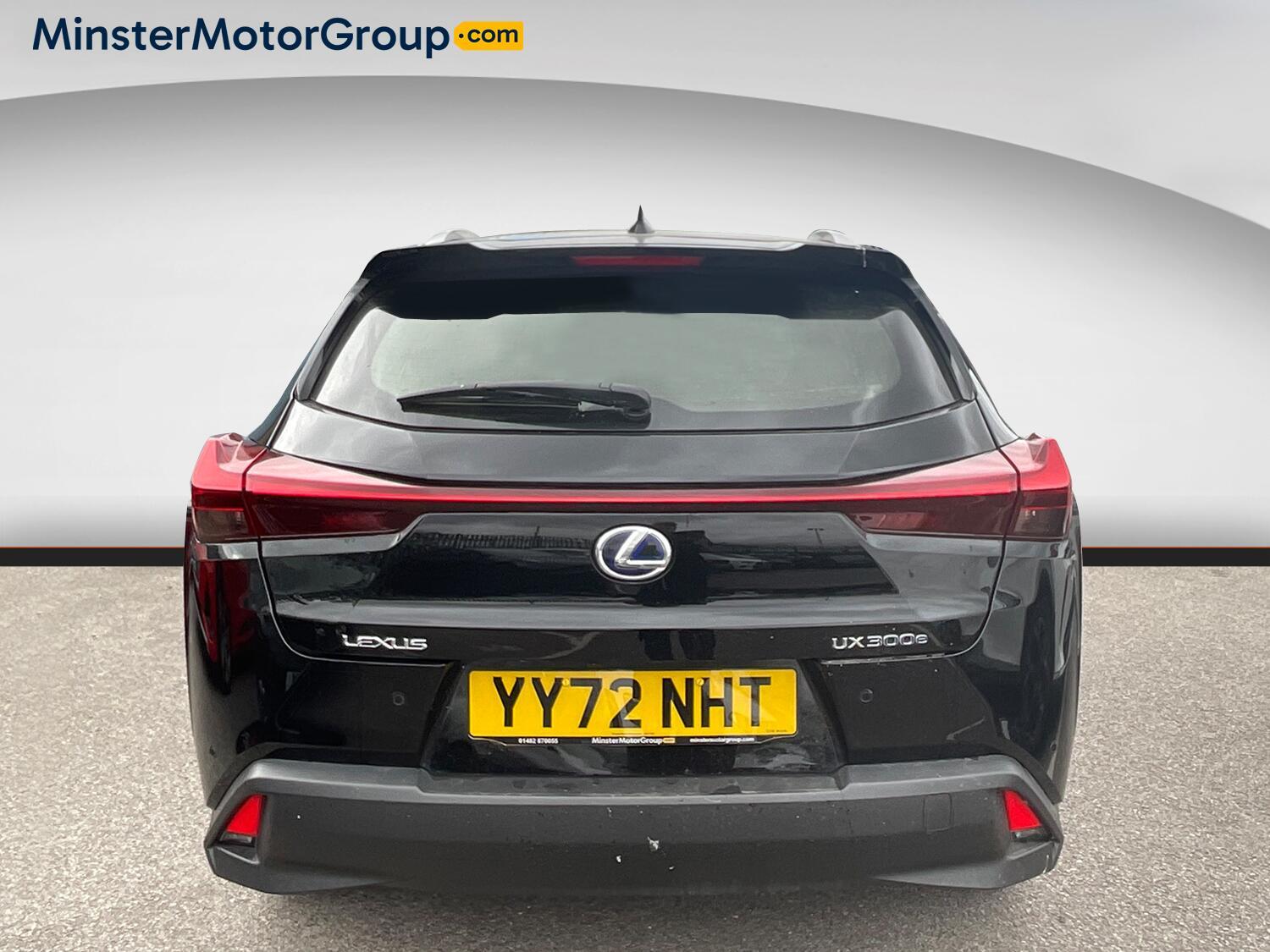 Lexus UX - Image 3