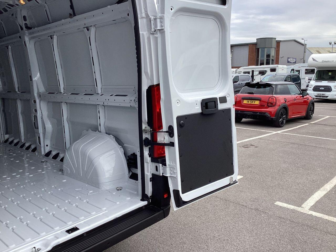 Fiat Ducato - Image 15