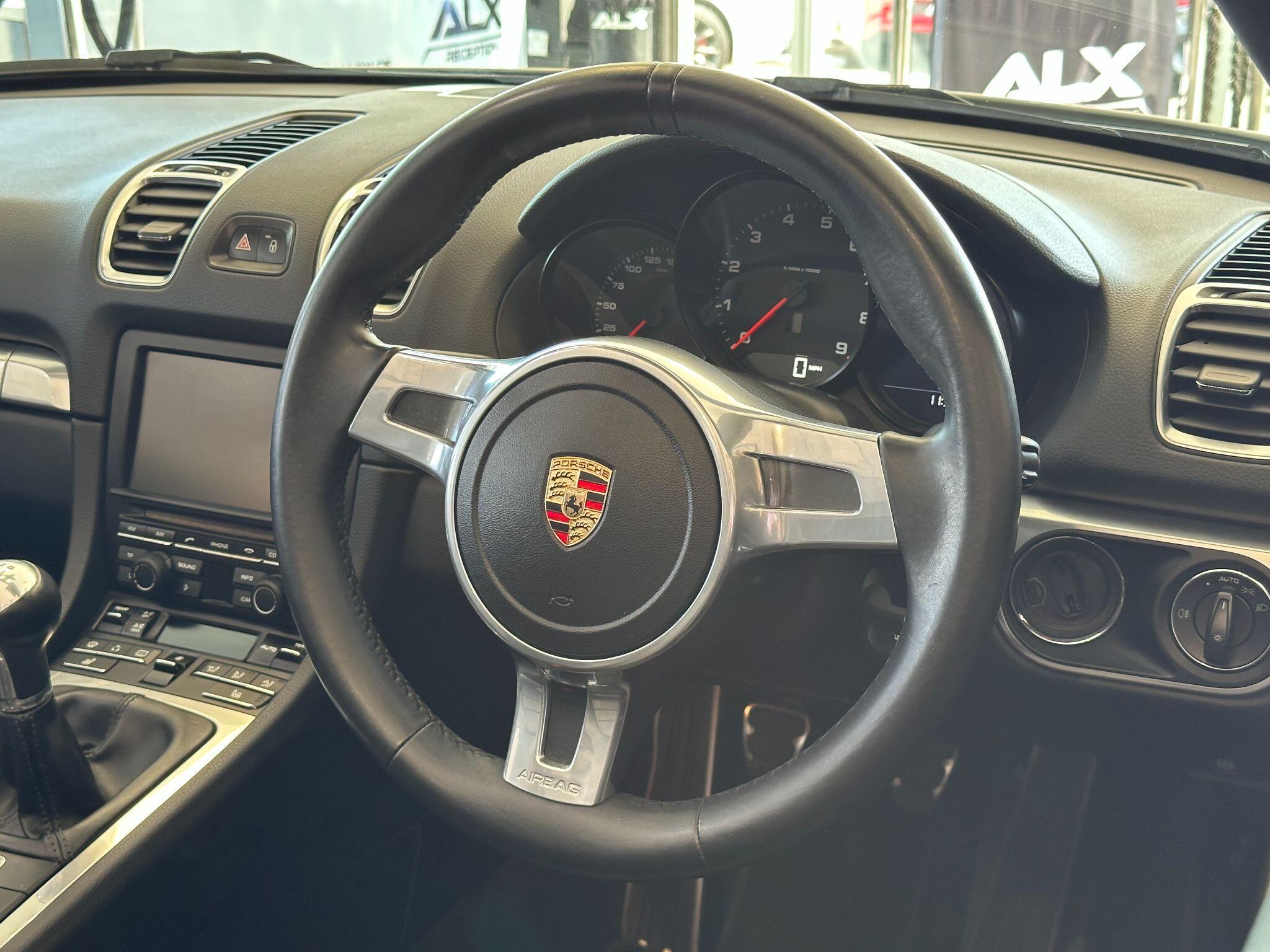 Porsche Boxster - Image 10
