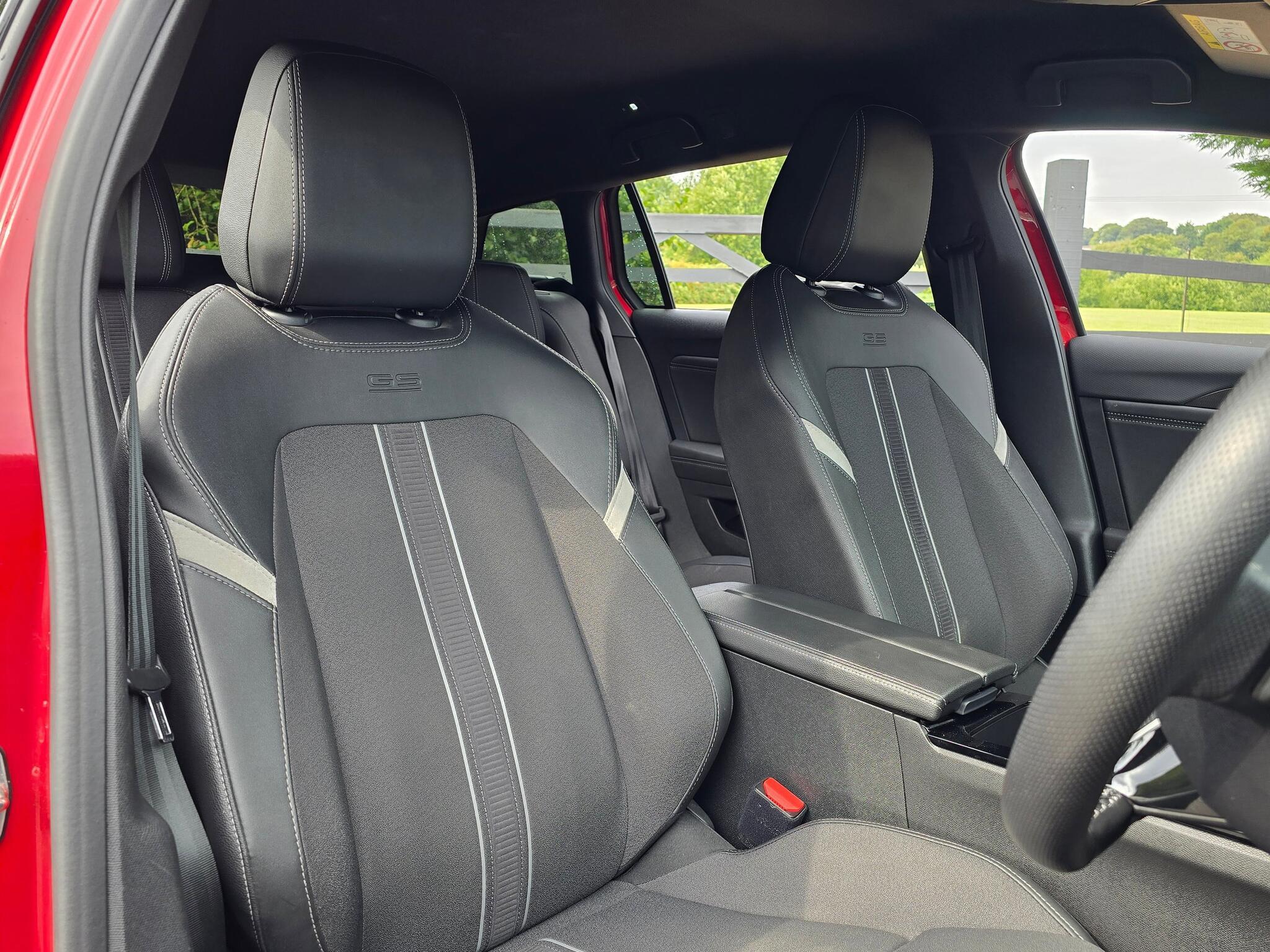 Vauxhall Astra - Image 10