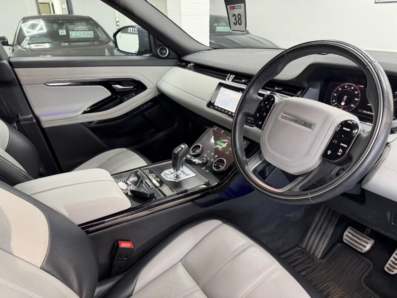 Land Rover Range Rover Evoque - Image 15