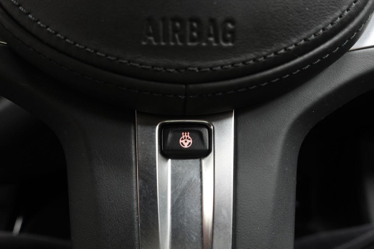 BMW 1 Series - Image 36