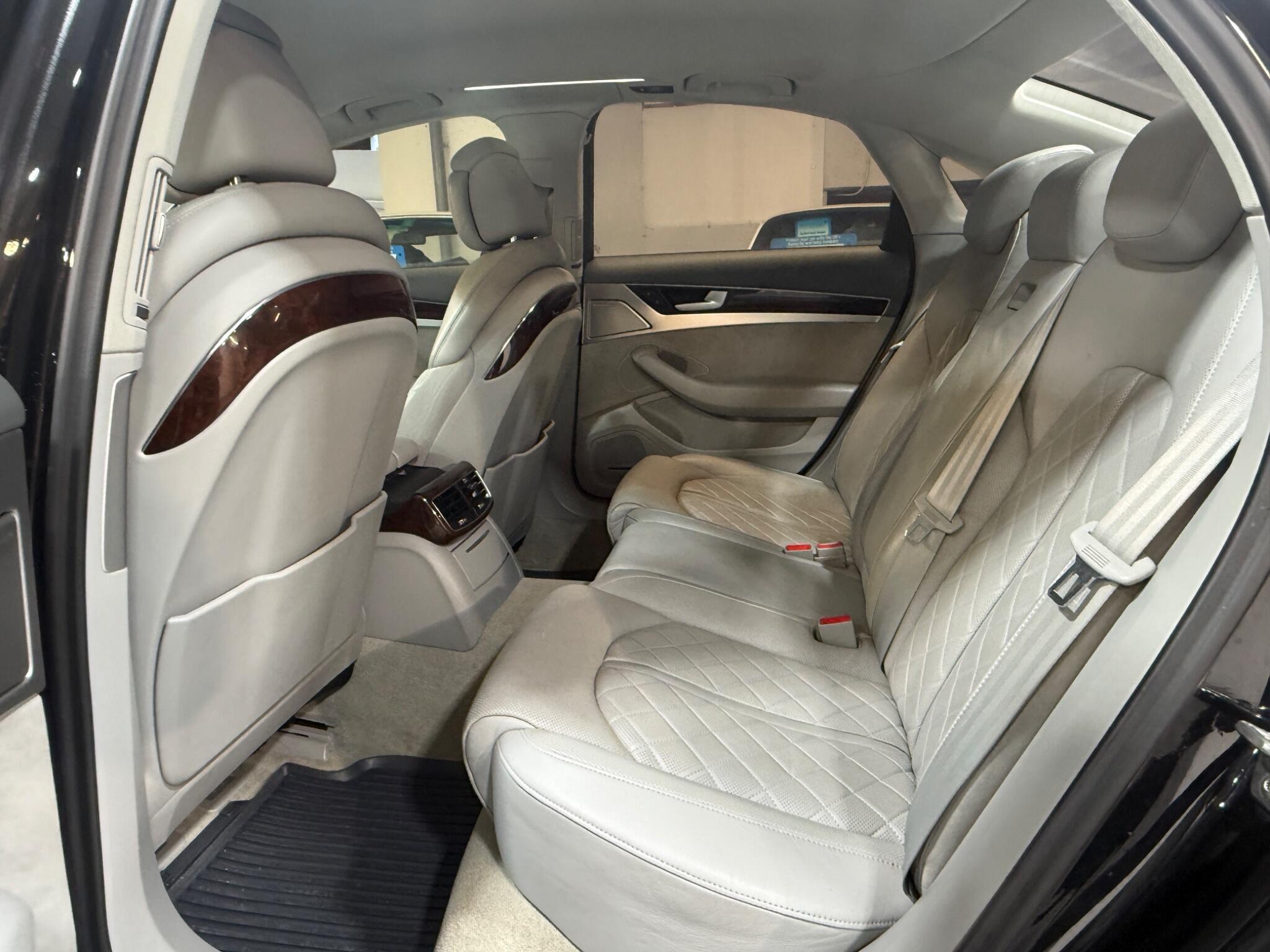 Audi A8 - Image 13