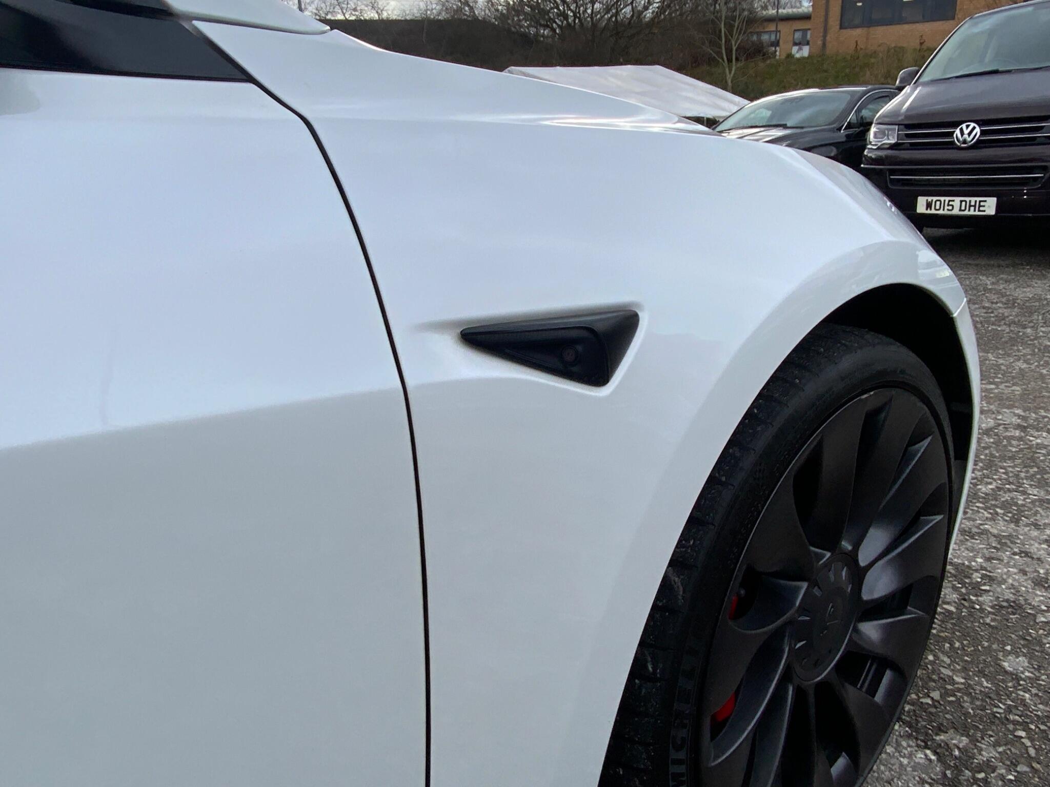 Tesla Model 3 - Image 44