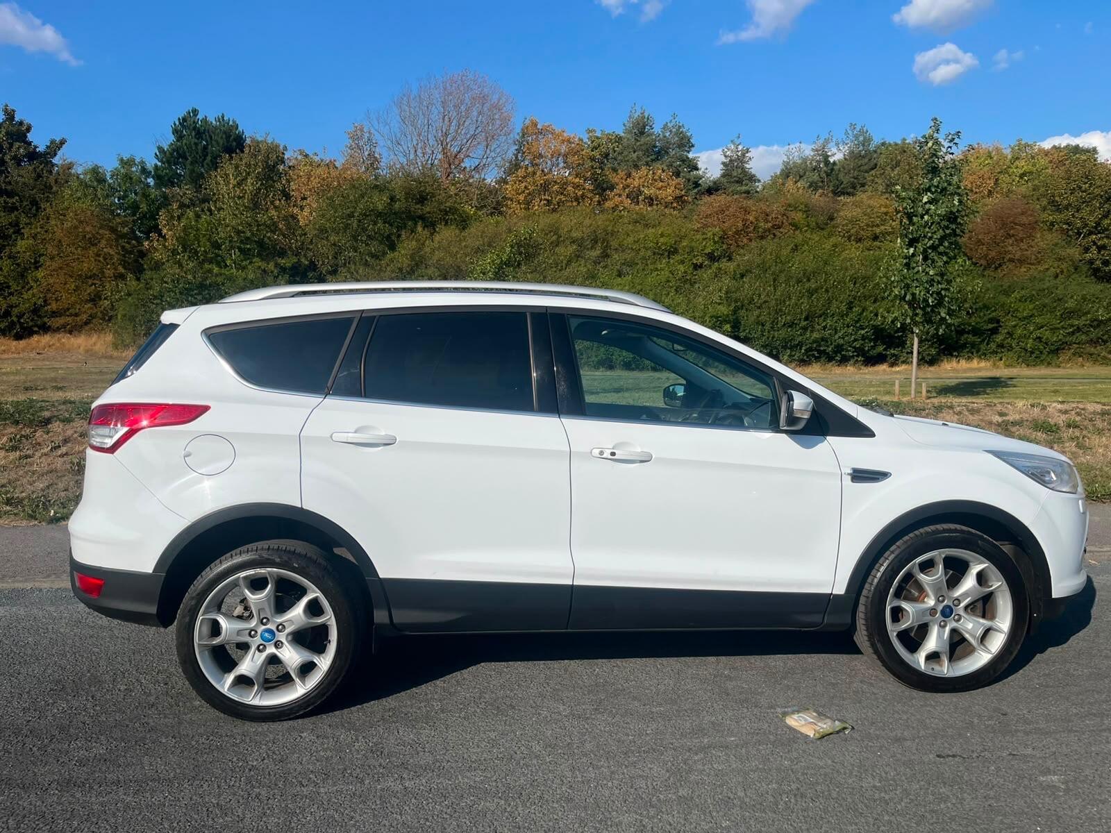 Ford Kuga - Image 2