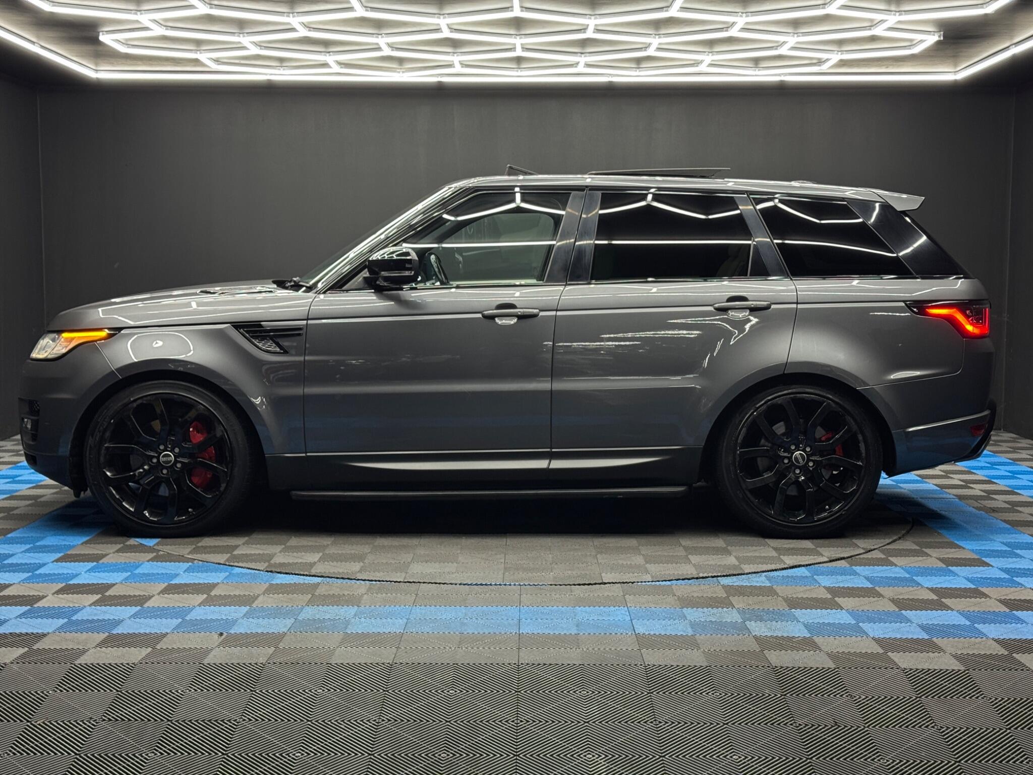 Land Rover RANGE ROVER SPORT - Image 8