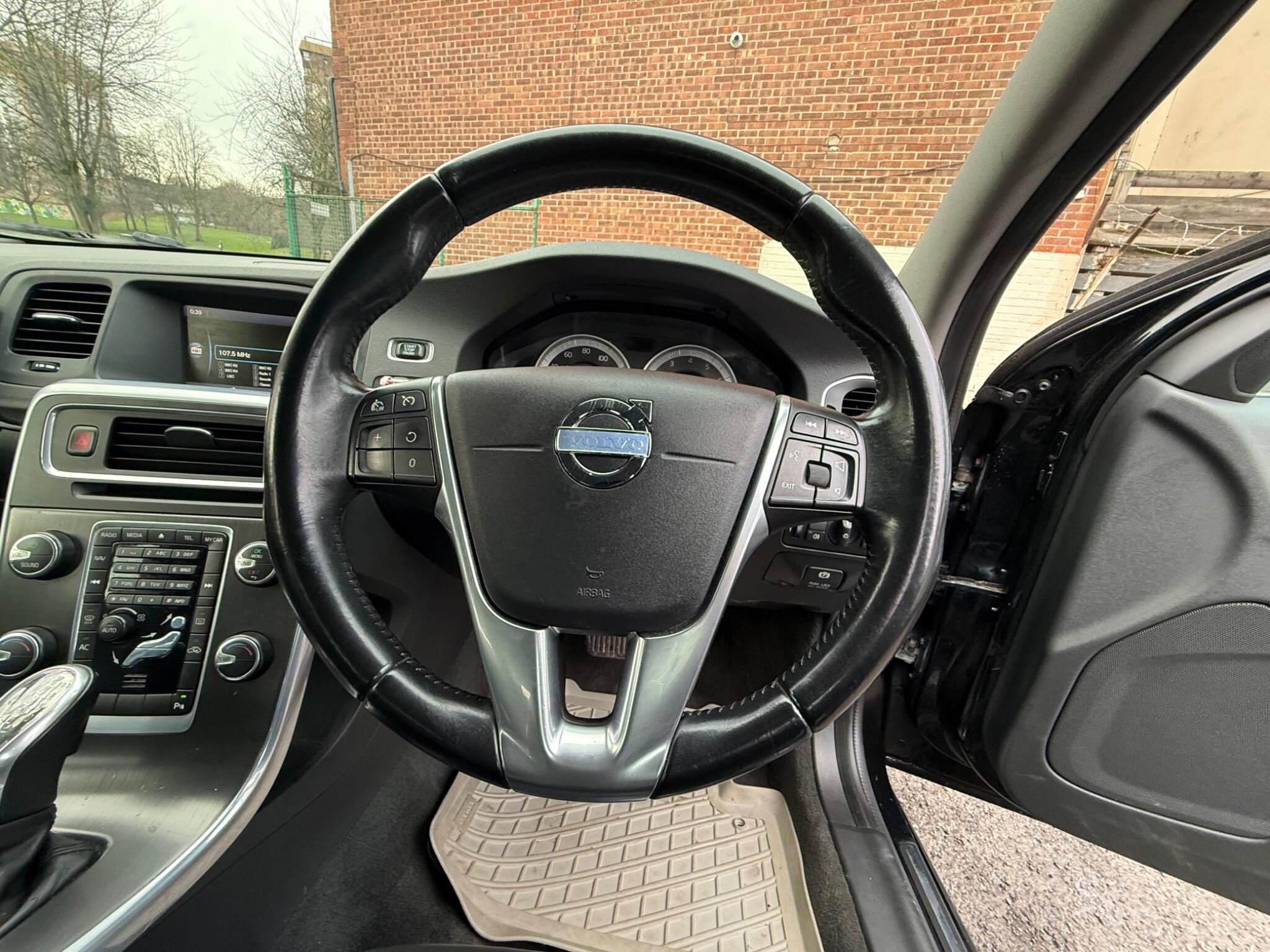 Volvo V60 - Image 25