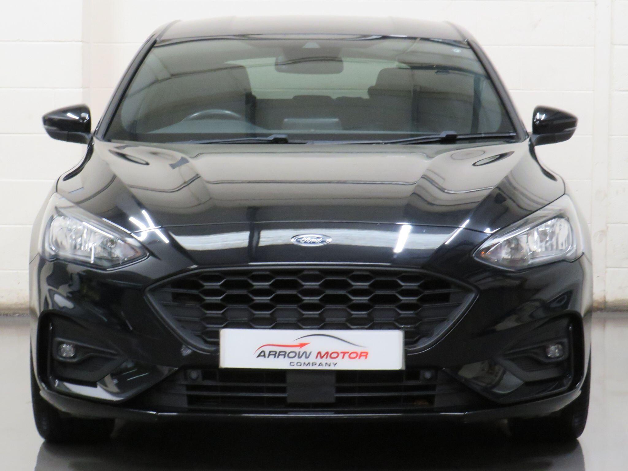 Ford Focus - Image 8