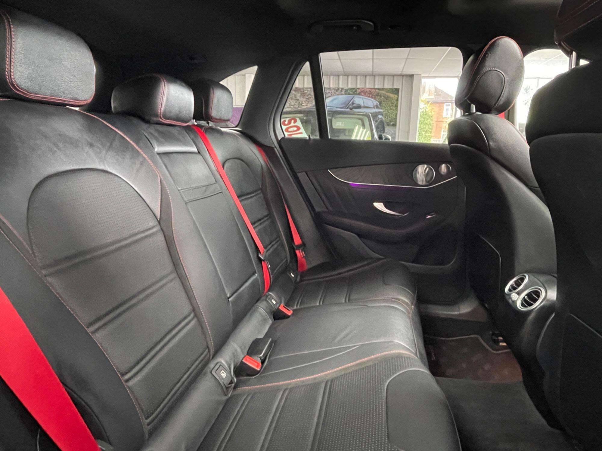 Mercedes GLC - Image 33