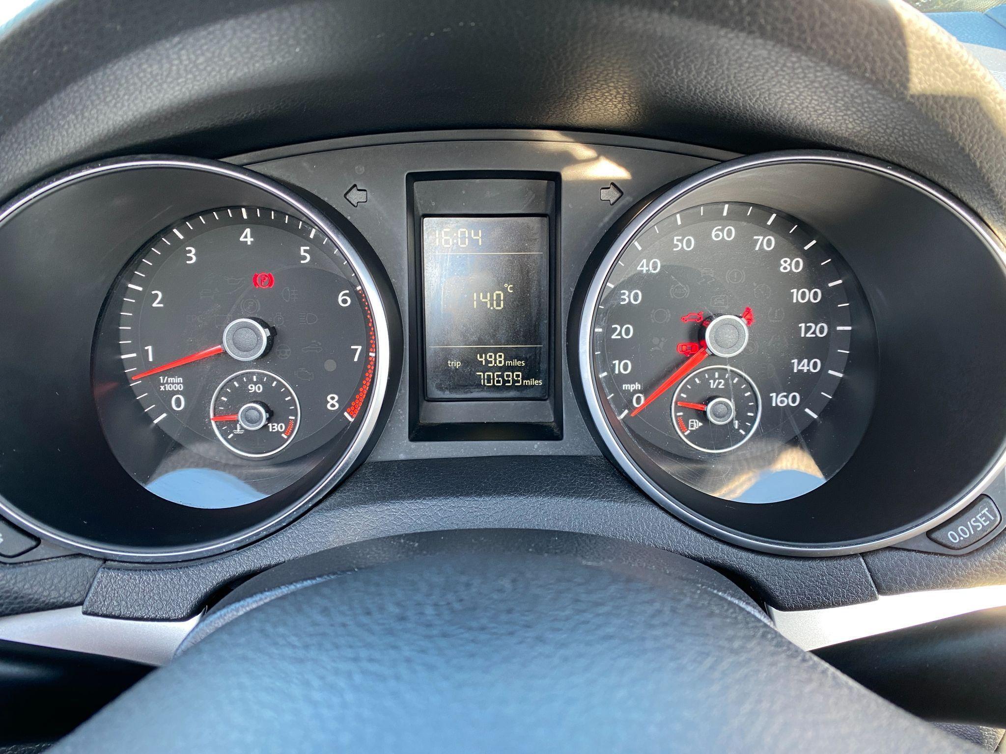 Volkswagen Golf - Image 36