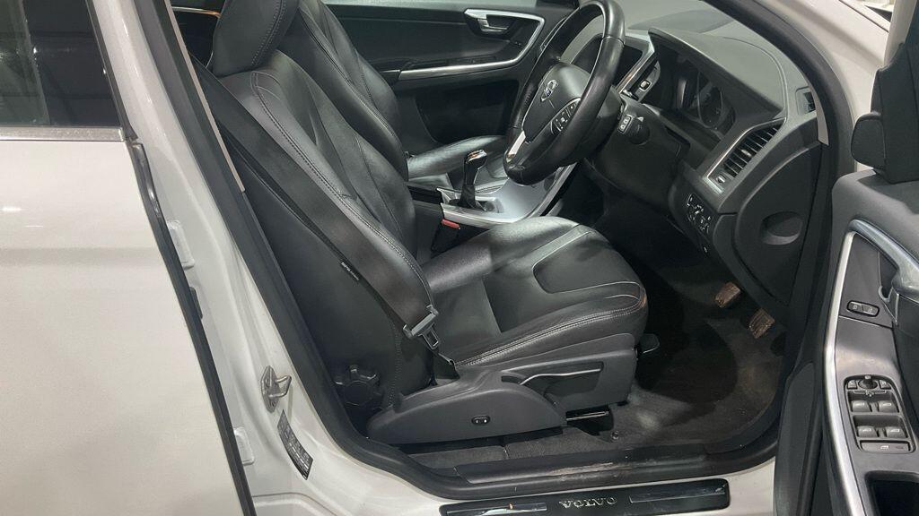 Volvo XC60 - Image 5